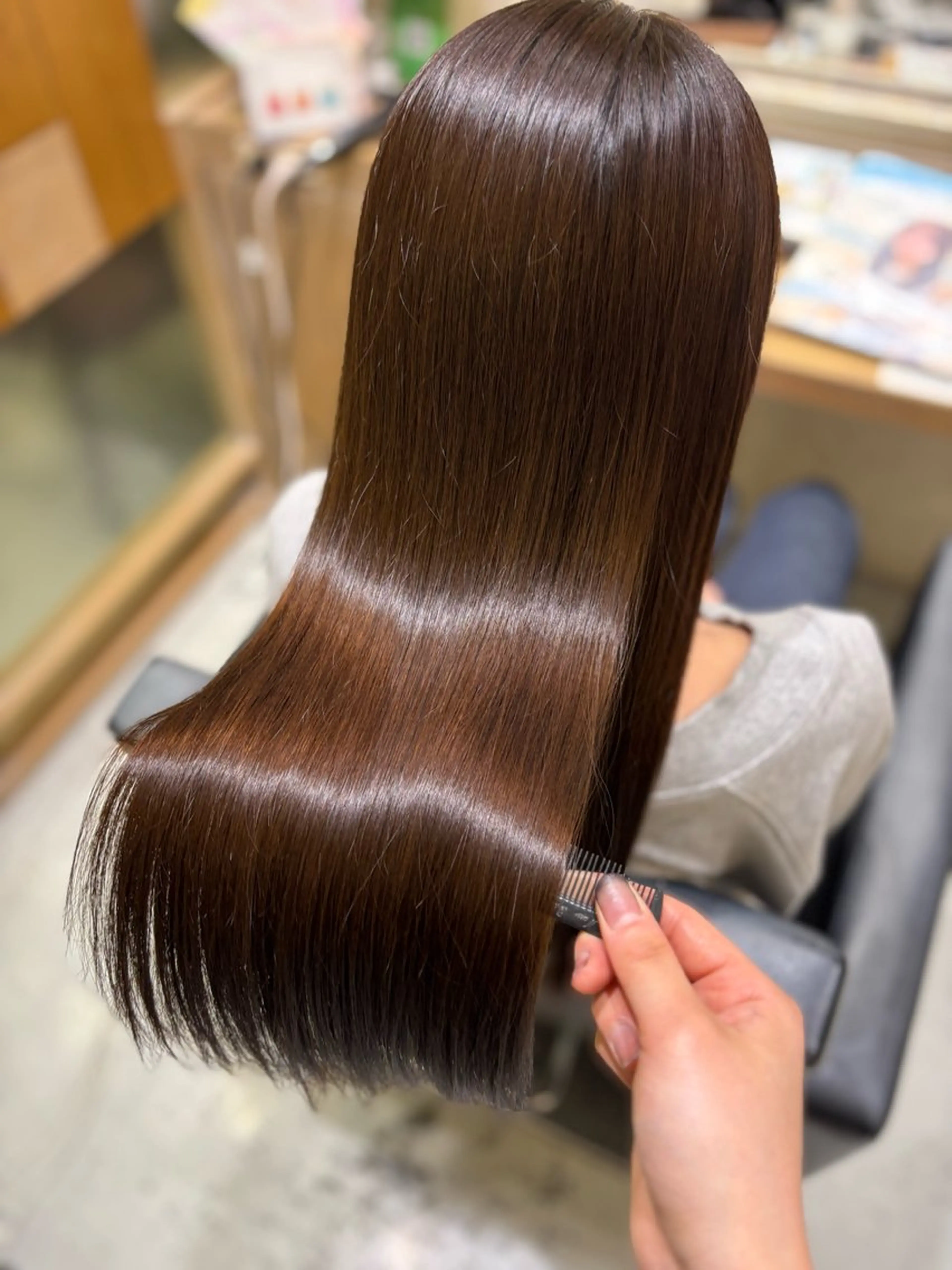 ロング カット ヘアカラー トリートメント 透明感グレージュ/ 縮毛矯正/静岡のヘアスタイル