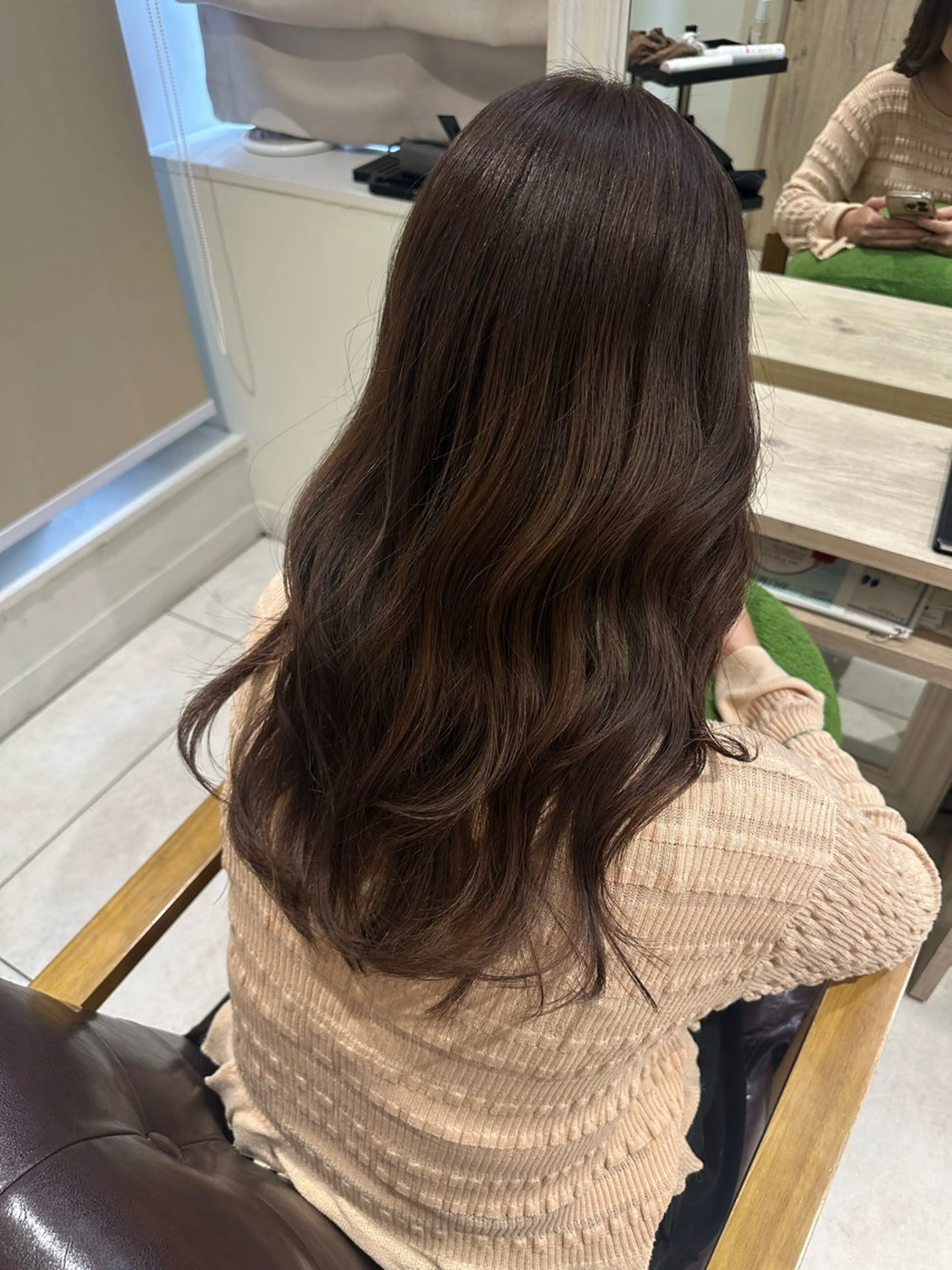 ロング カラー ベージュカラー ブラウンカラー チョコレートブラウン イルミナカラー ヘアカラー 艶髪／ブリーチ🌟 銀座/HARUKAのヘアスタイル