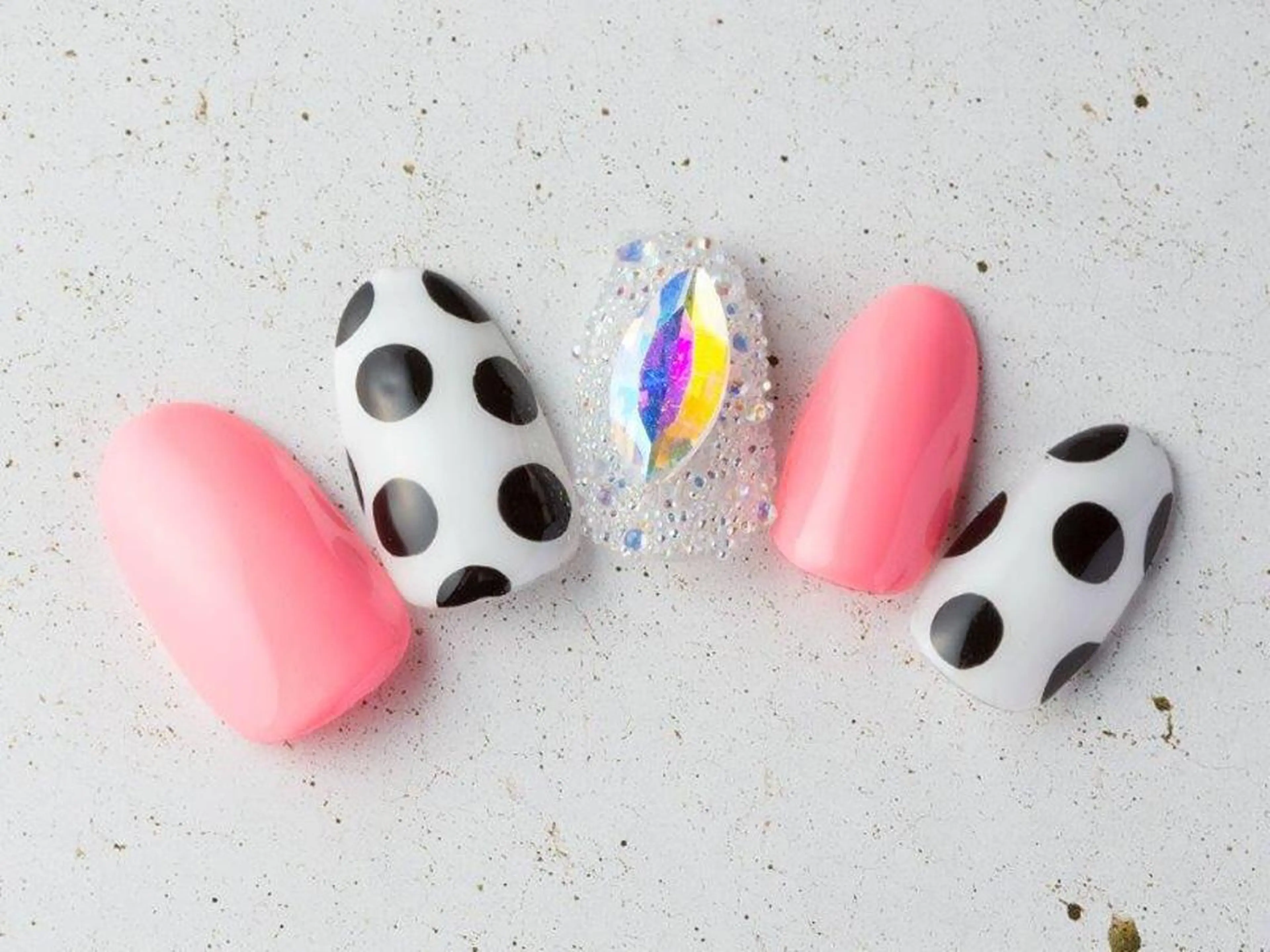 ネイル amour 平塚店のネイルデザイン