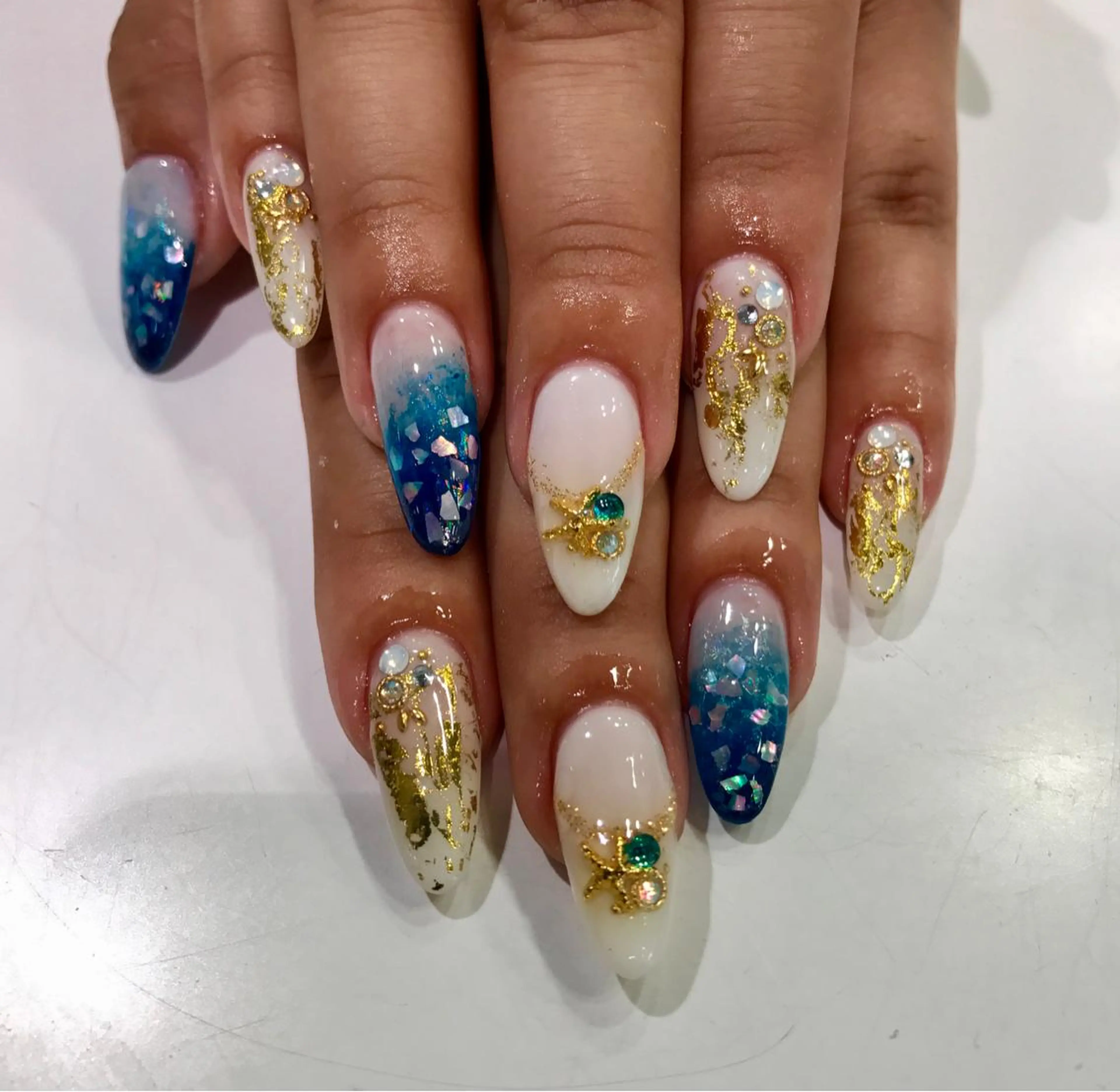 ネイル 長さ出し Charme. NOBUKOのネイルデザイン