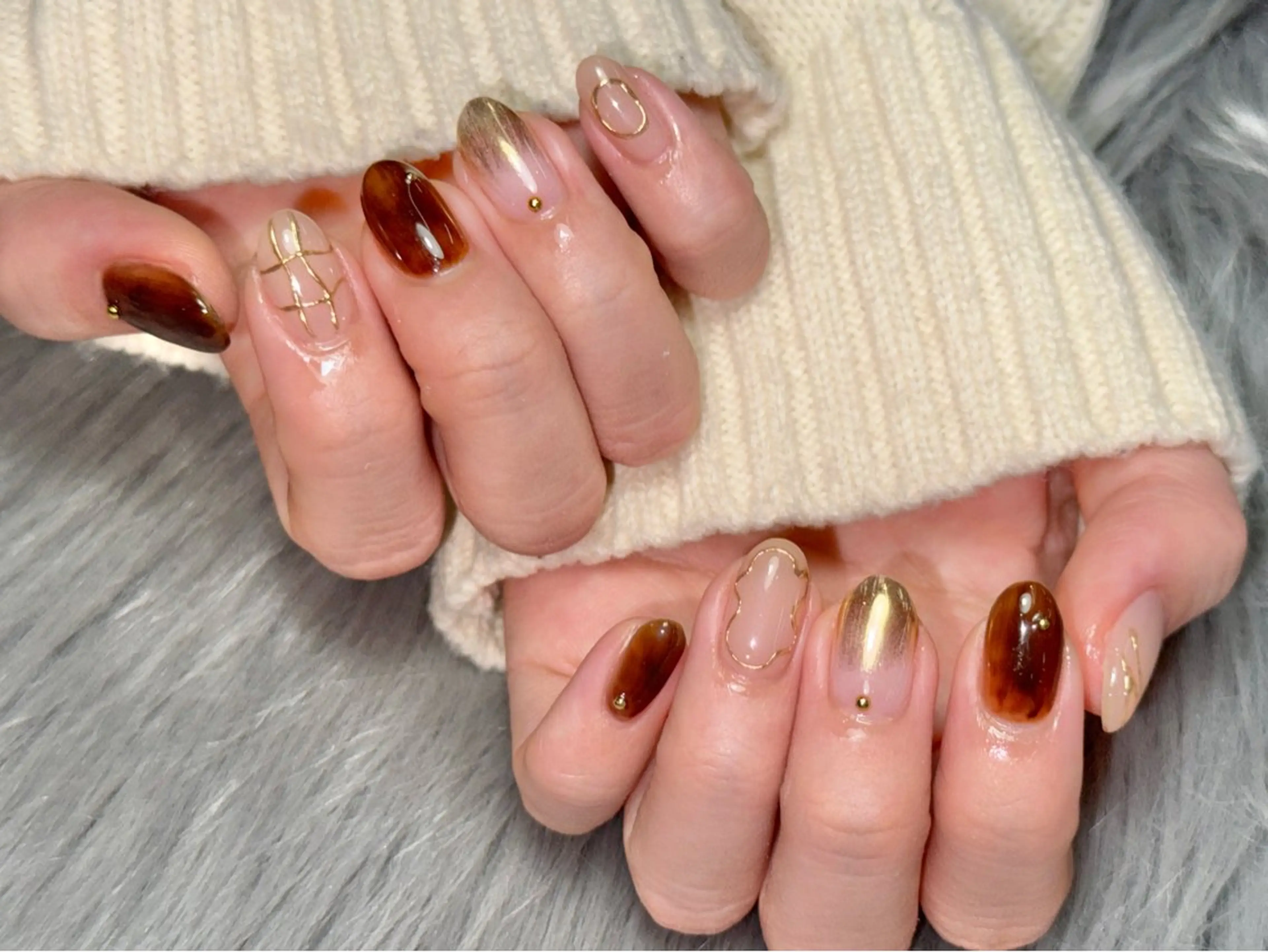 ネイル ハンドネイル Momoka 🍑🎀のネイルデザイン