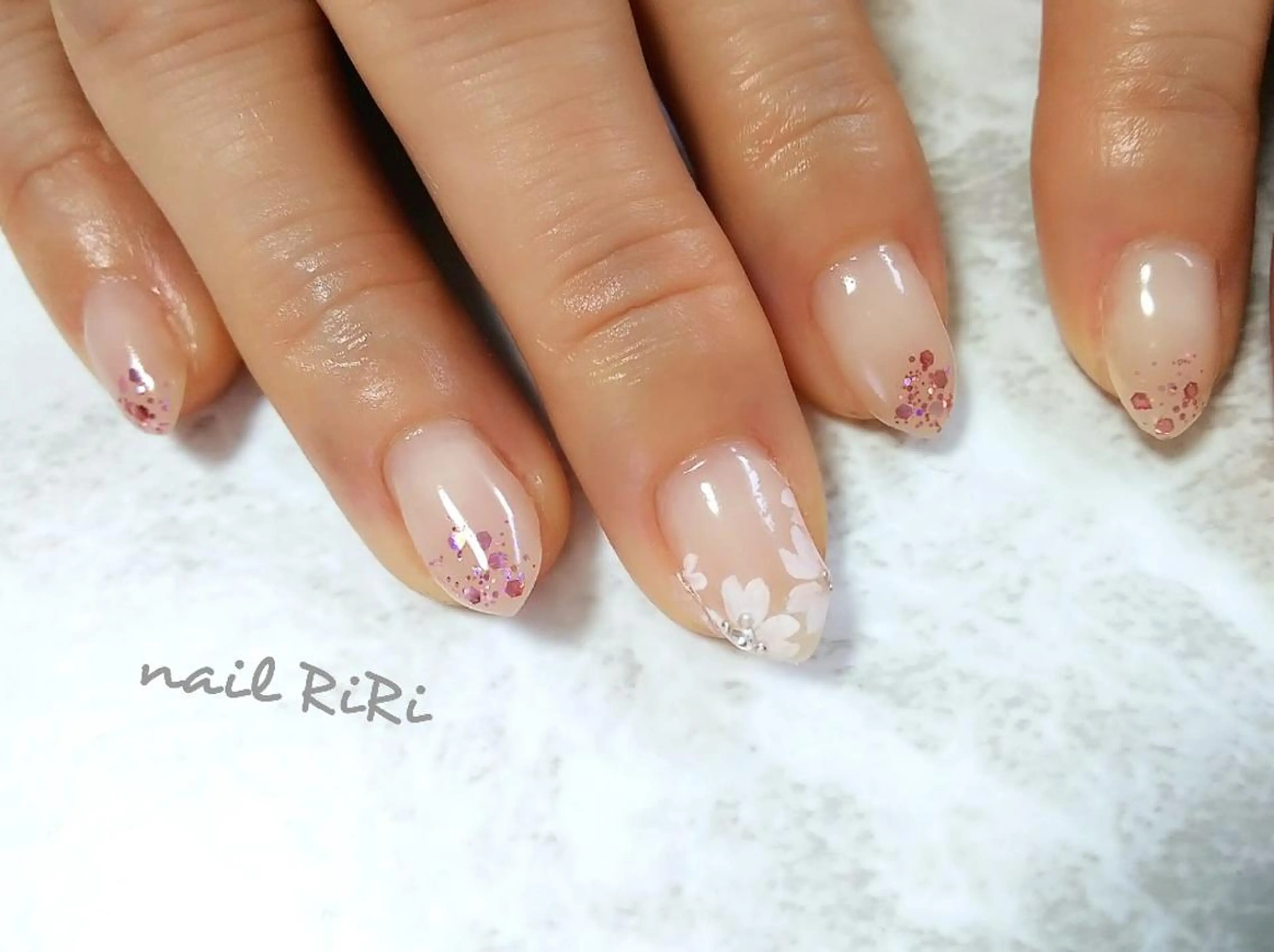 ネイル nail RiRi アトレナチュラのエステ・リラクイメージ