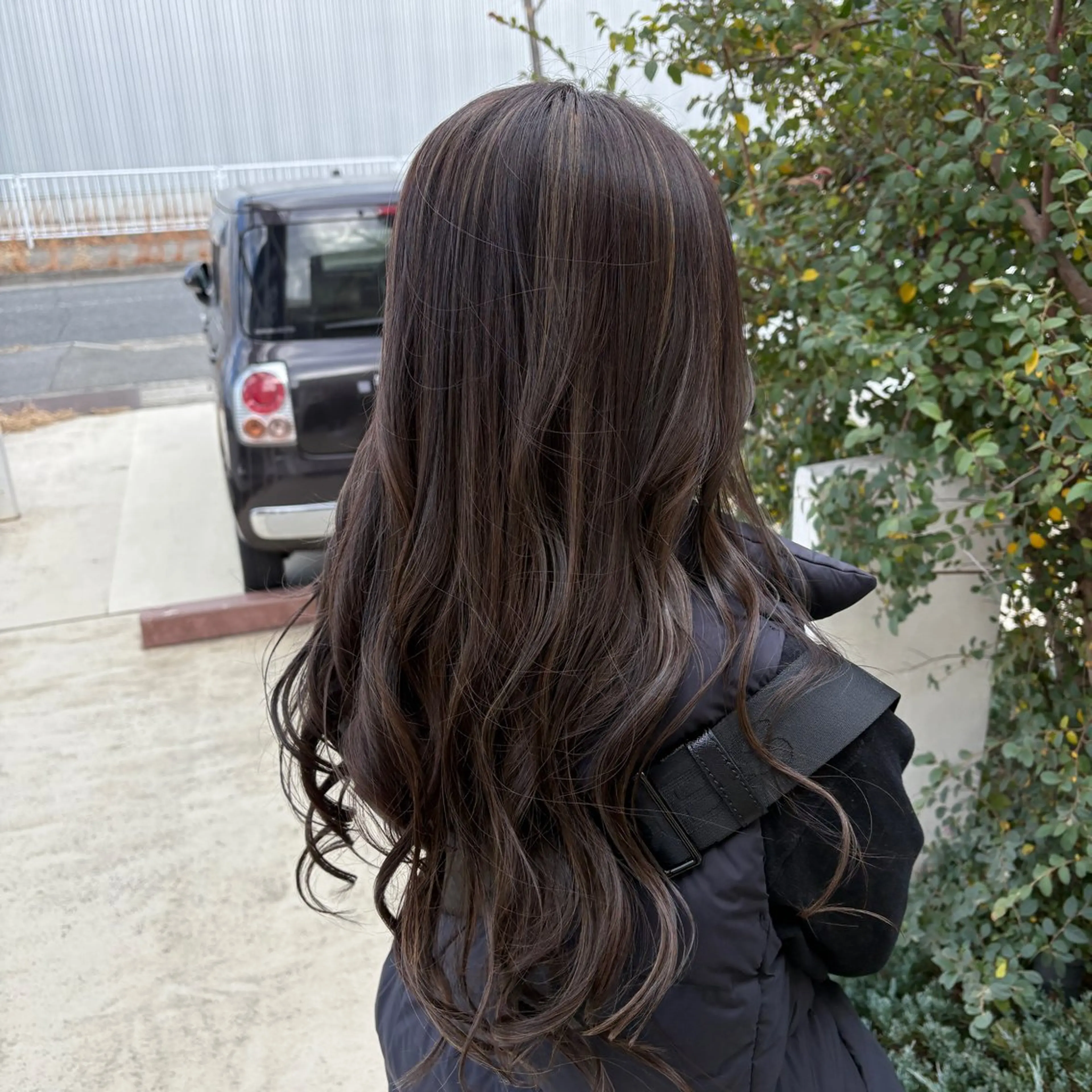 ロング 顔周りカット ハイライト ヘアカラー 山本 知佳のヘアスタイル