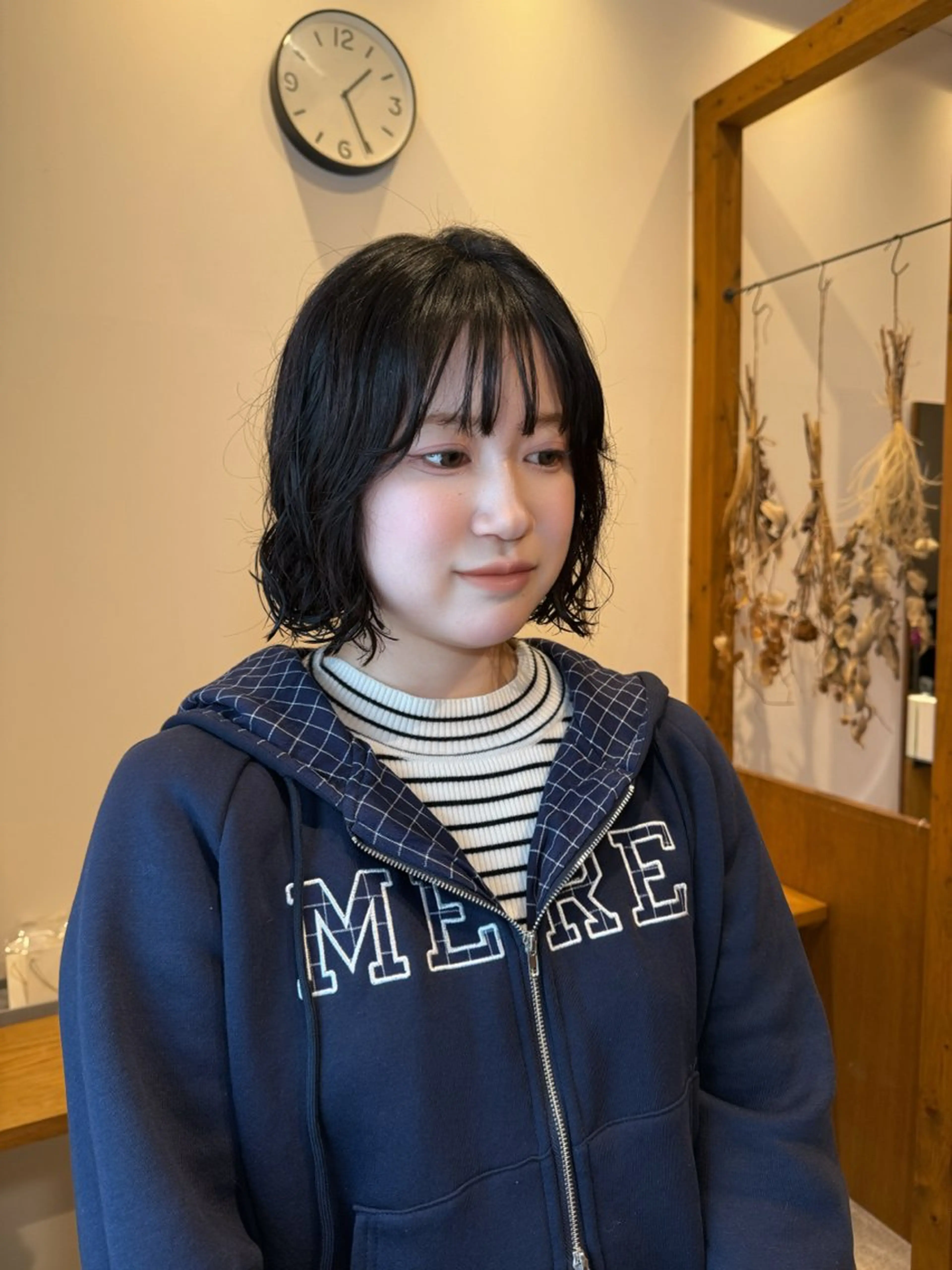 ミディアム パーマ ‎🤍江坂 ハヤシアヤナ‎🤍のヘアスタイル