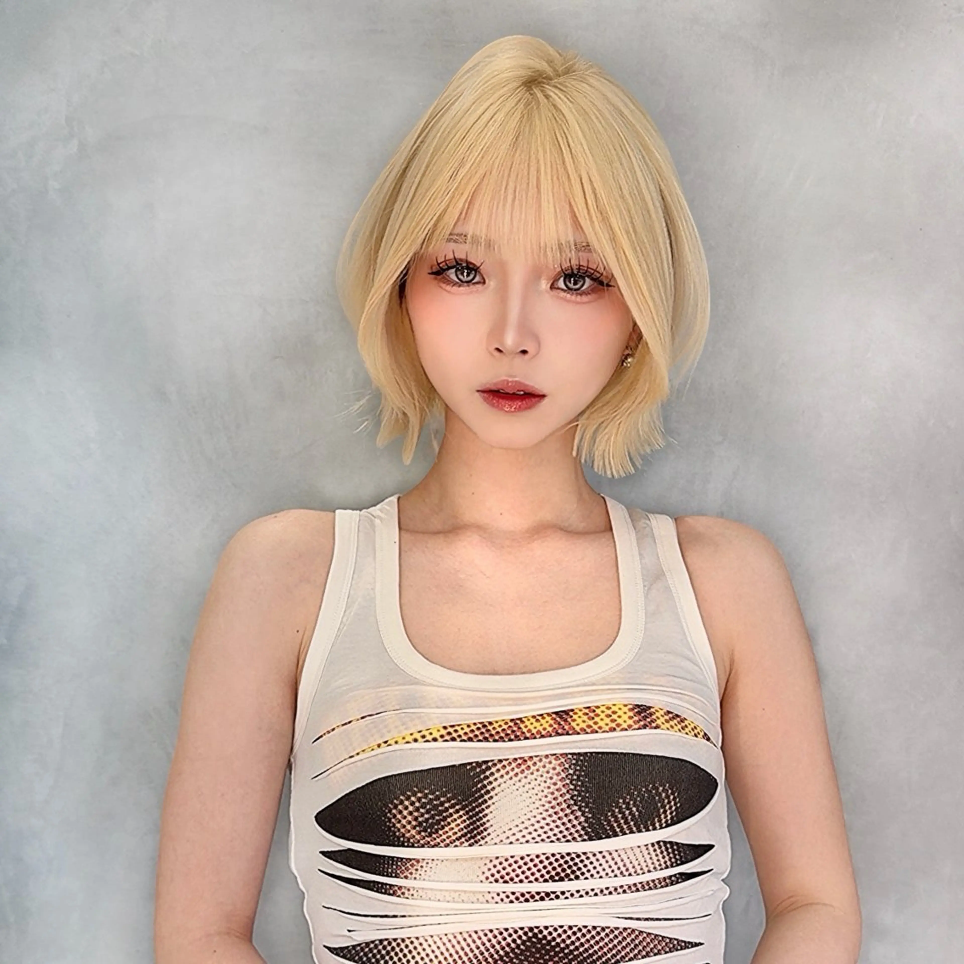 ショート カラー カット ヘアカラー トリートメント ブリーチなし 透明感カラー/艶髪のヘアスタイル