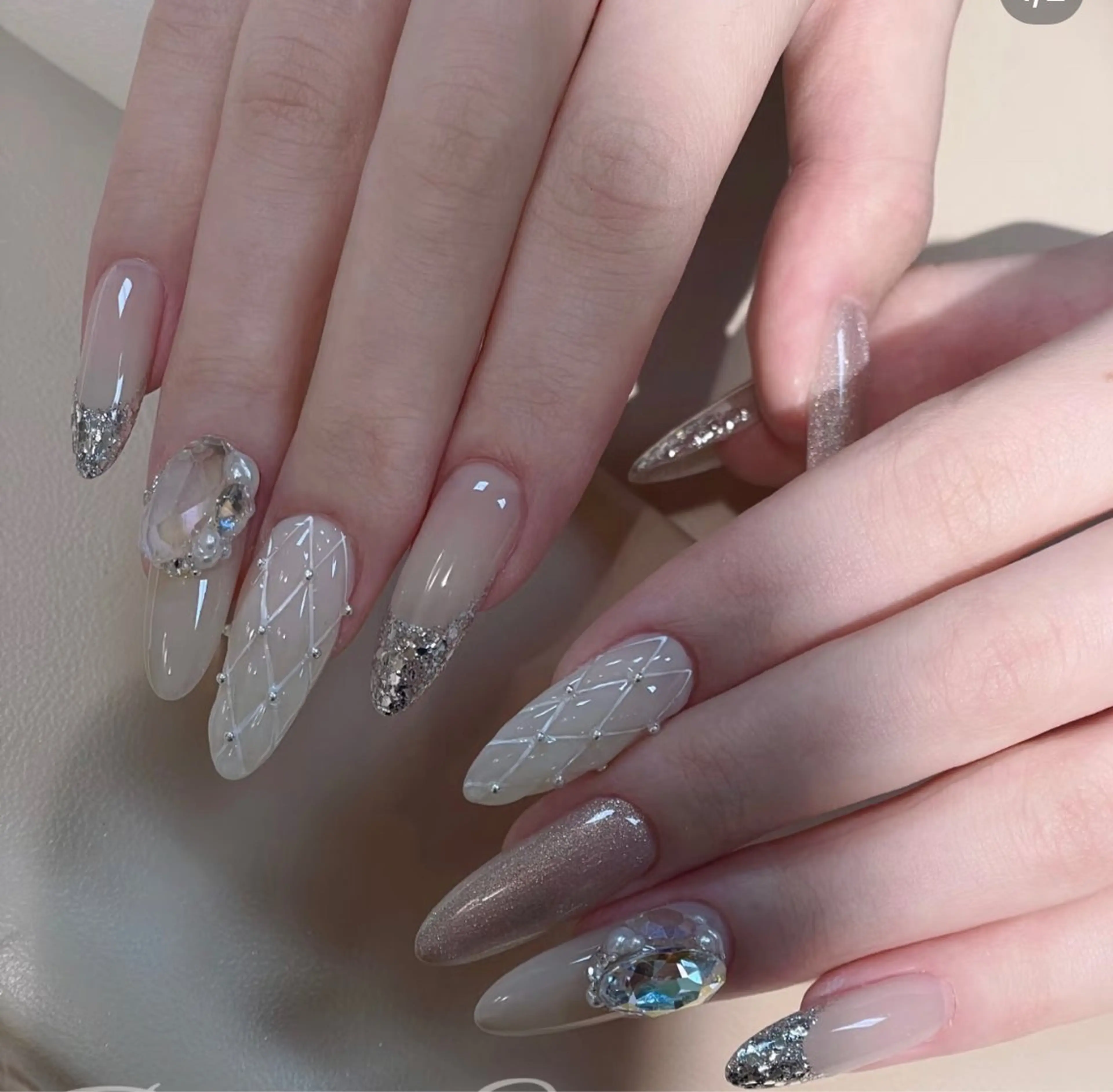 ネイル ハンドネイル 🍑 momo_nailのネイルデザイン