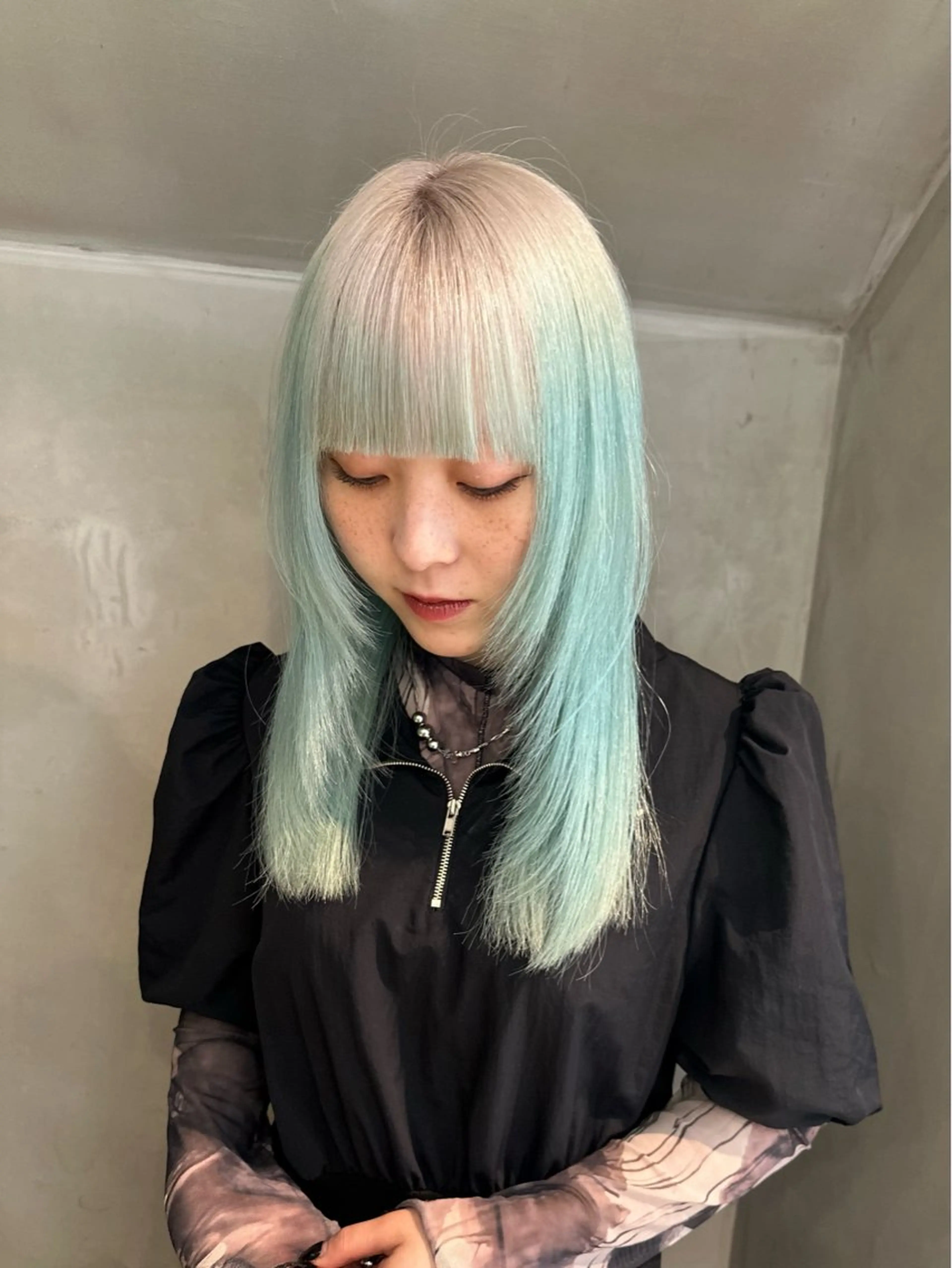 セミロング Nikiita リコのヘアスタイル