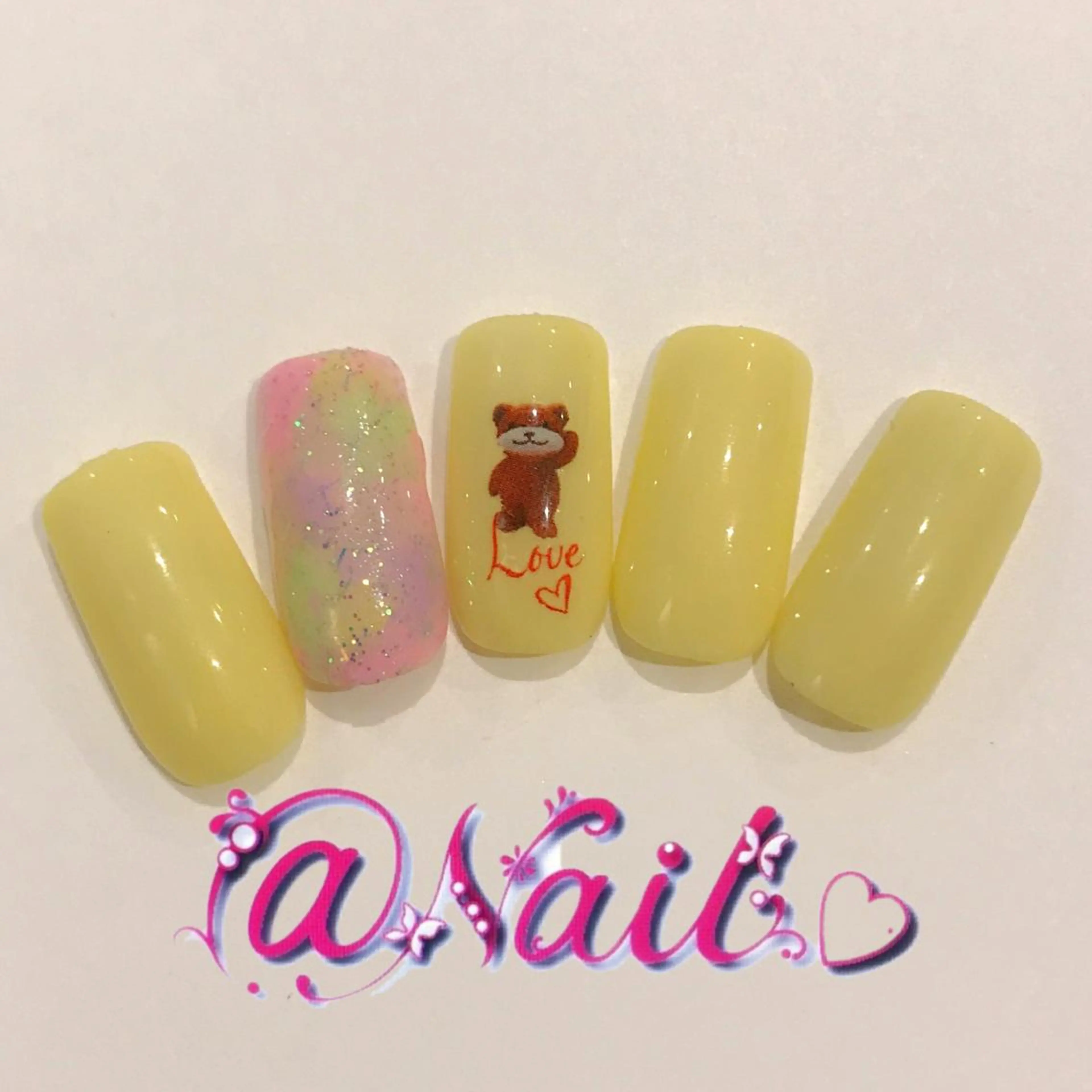 ネイル フットネイル ジェルネイル スカルプネイル 小尾 栞のネイルデザイン