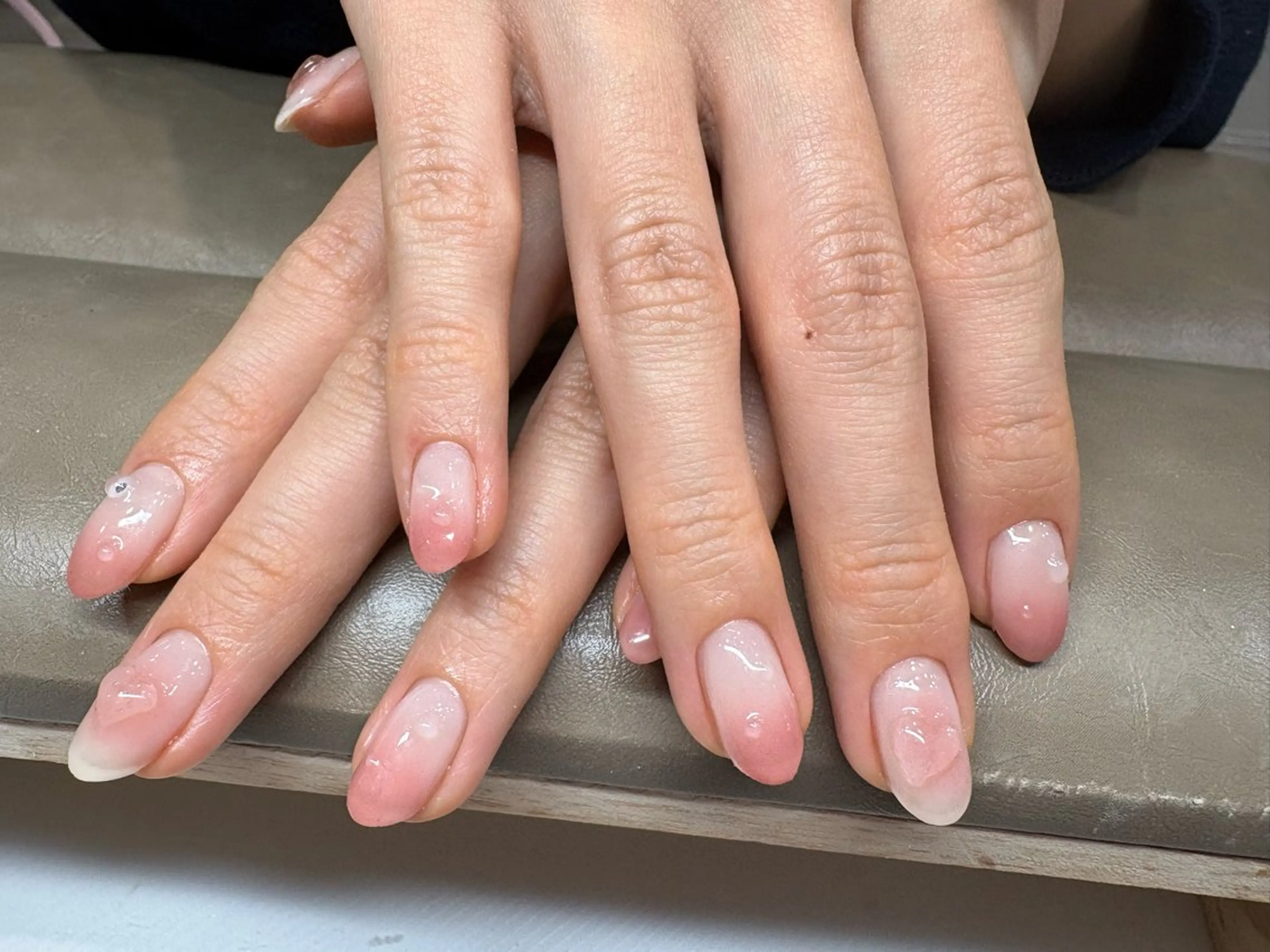 ネイル Nailsalon Jasmine 池袋東口所属・ギウ ジーナのネイルデザイン