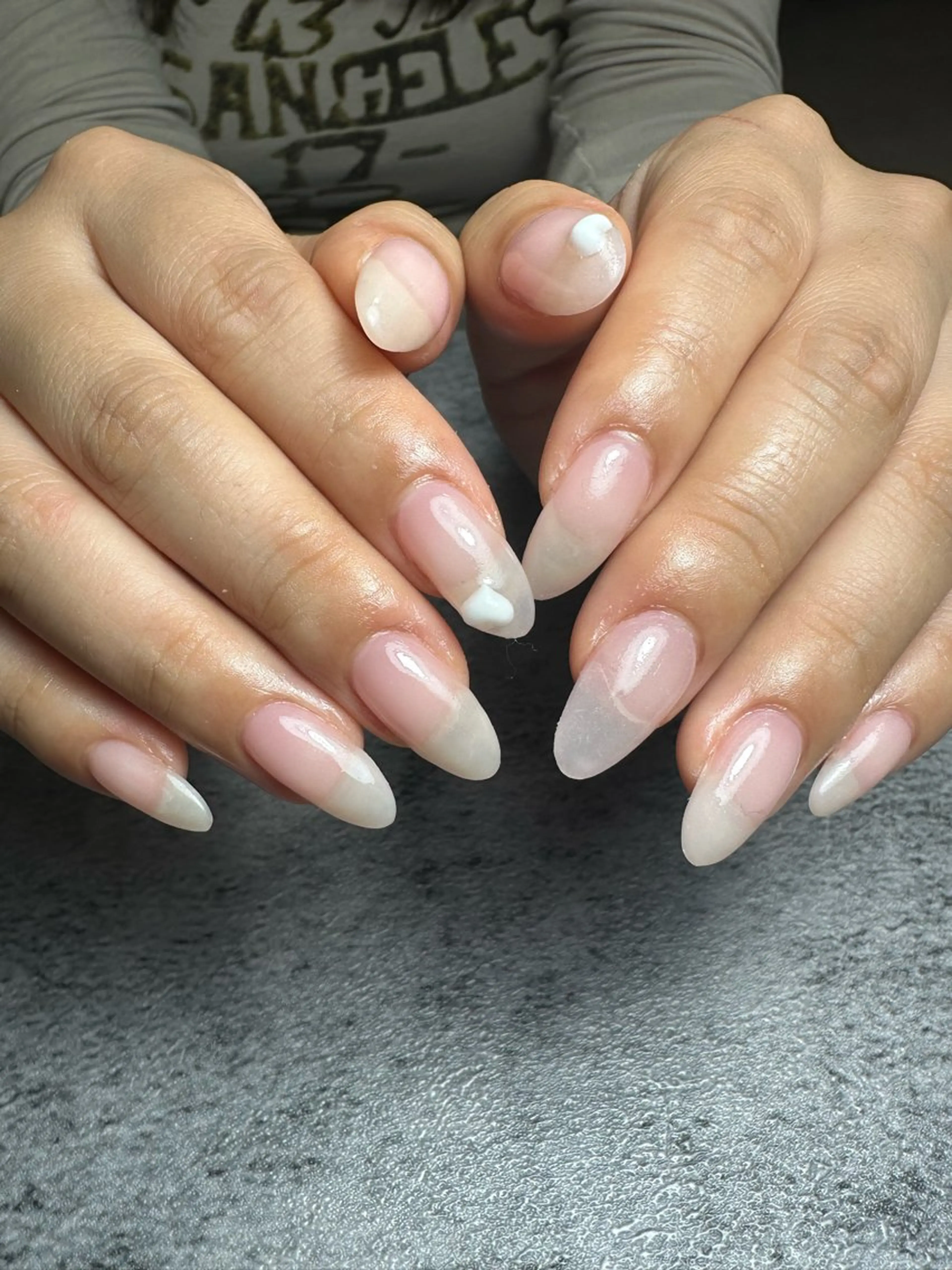 今だけ！特別価格✨【Hand】ワンカラー/単色塗り（オフ,ケア込）¥5,800→¥3,980の写真