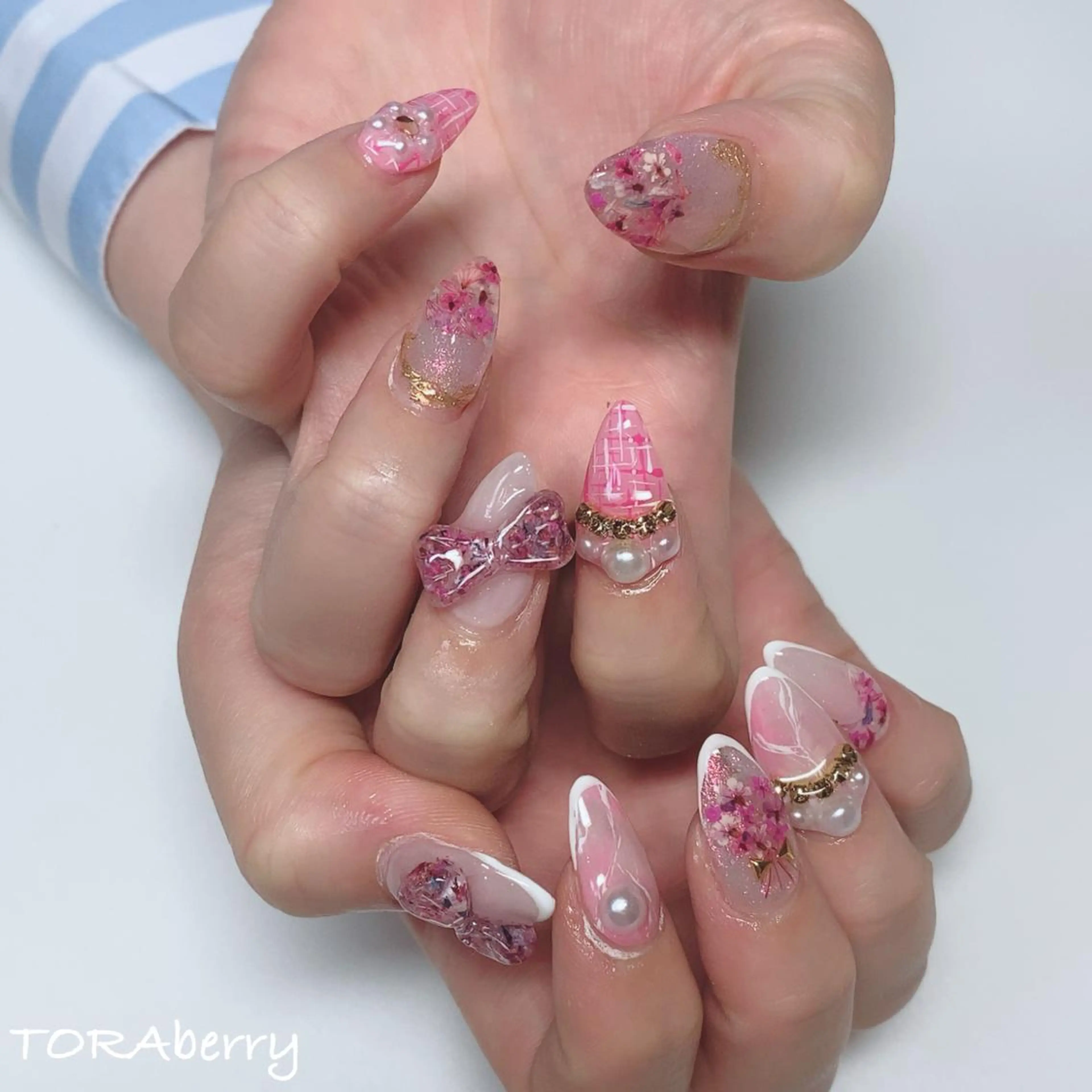 ネイル ネイリスト なつみのネイルデザイン