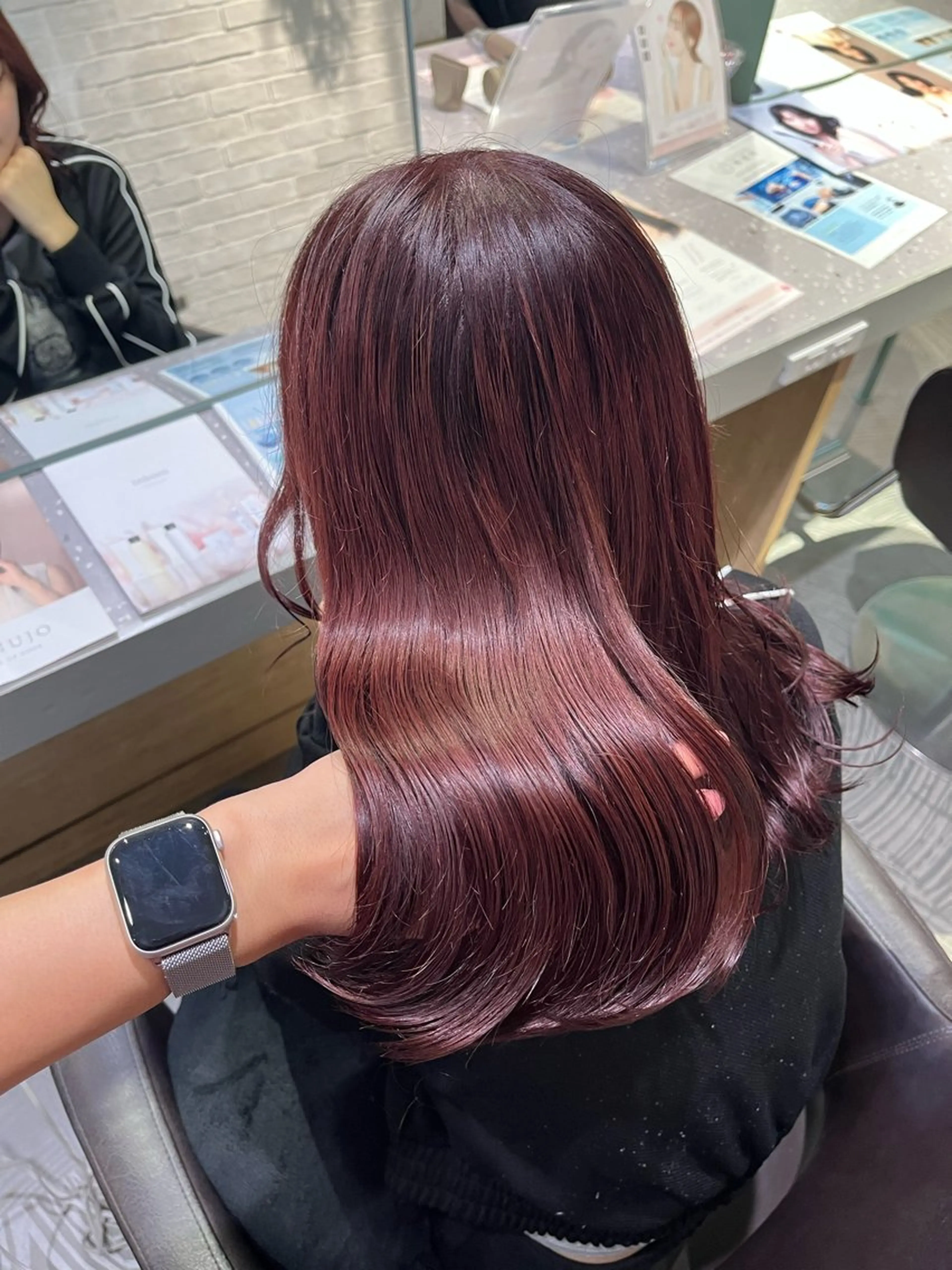 カラー レッドカラー SHIINA / モデル募集中🎀のヘアスタイル