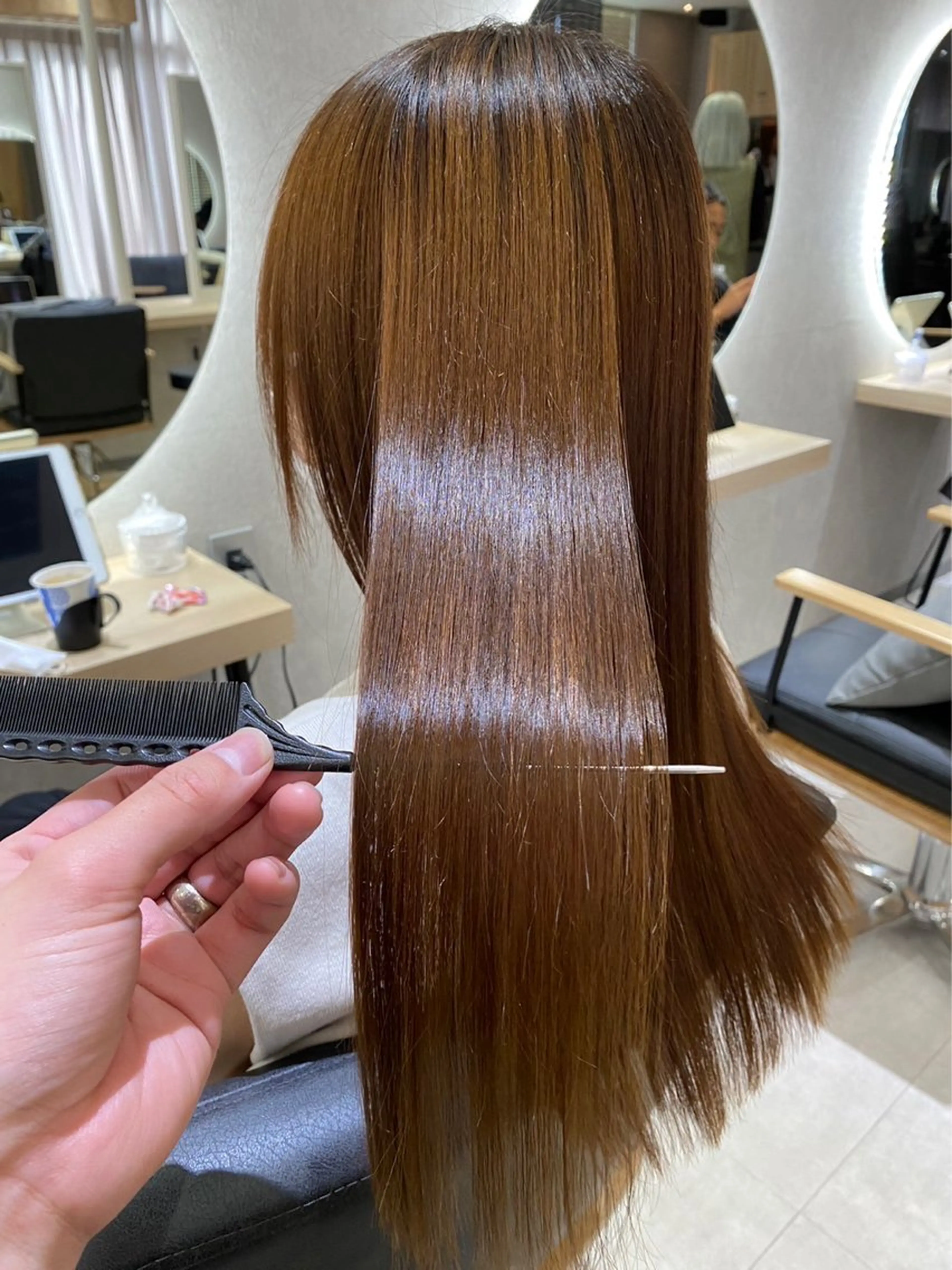 ロング カラー フェイスレイヤー/ 小顔/髪質改善　関のヘアスタイル