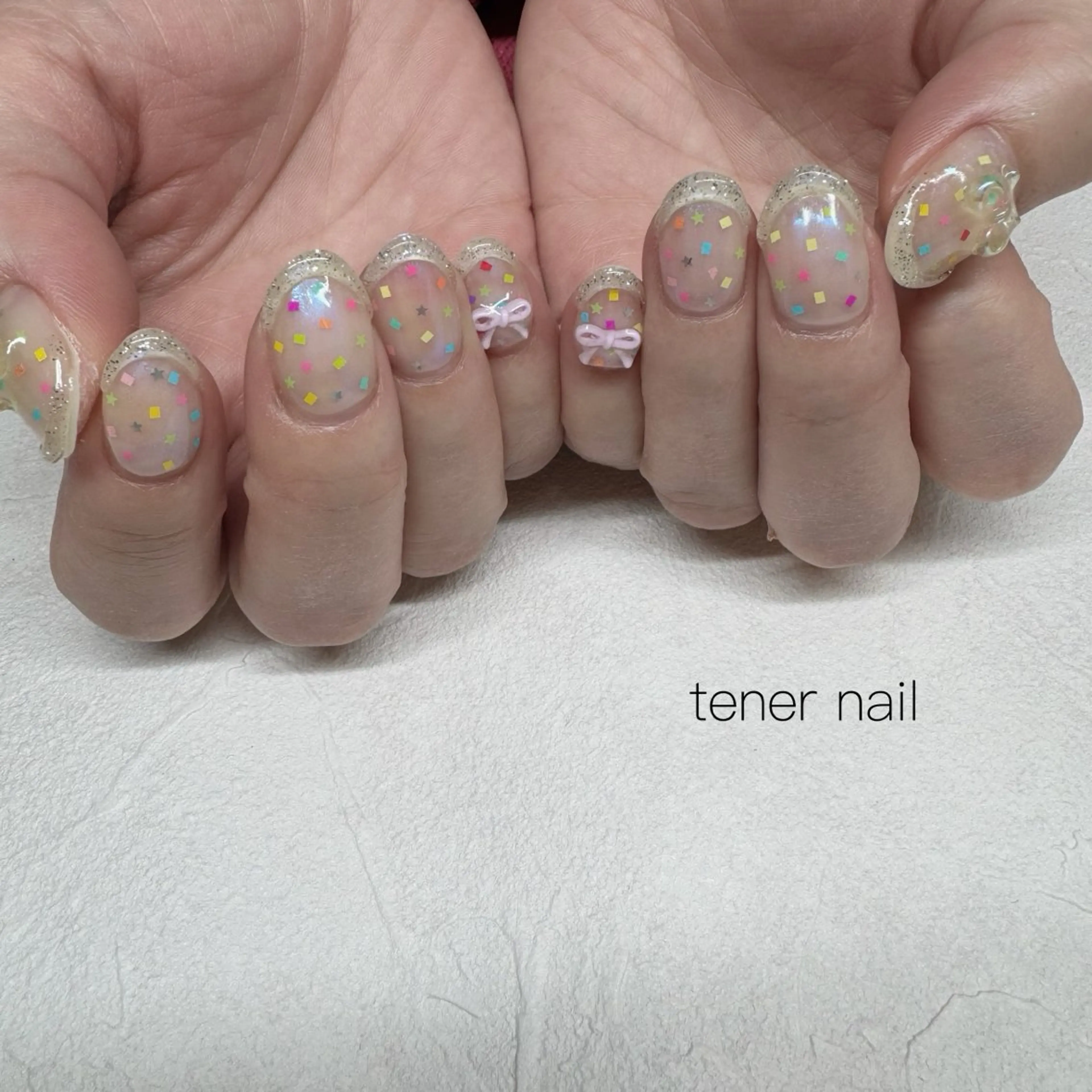 ネイル ホログラムネイル スクエアネイル ハンドネイル tener  nail  テネルネイル所属・テネルネイル tener nailのネイルデザイン