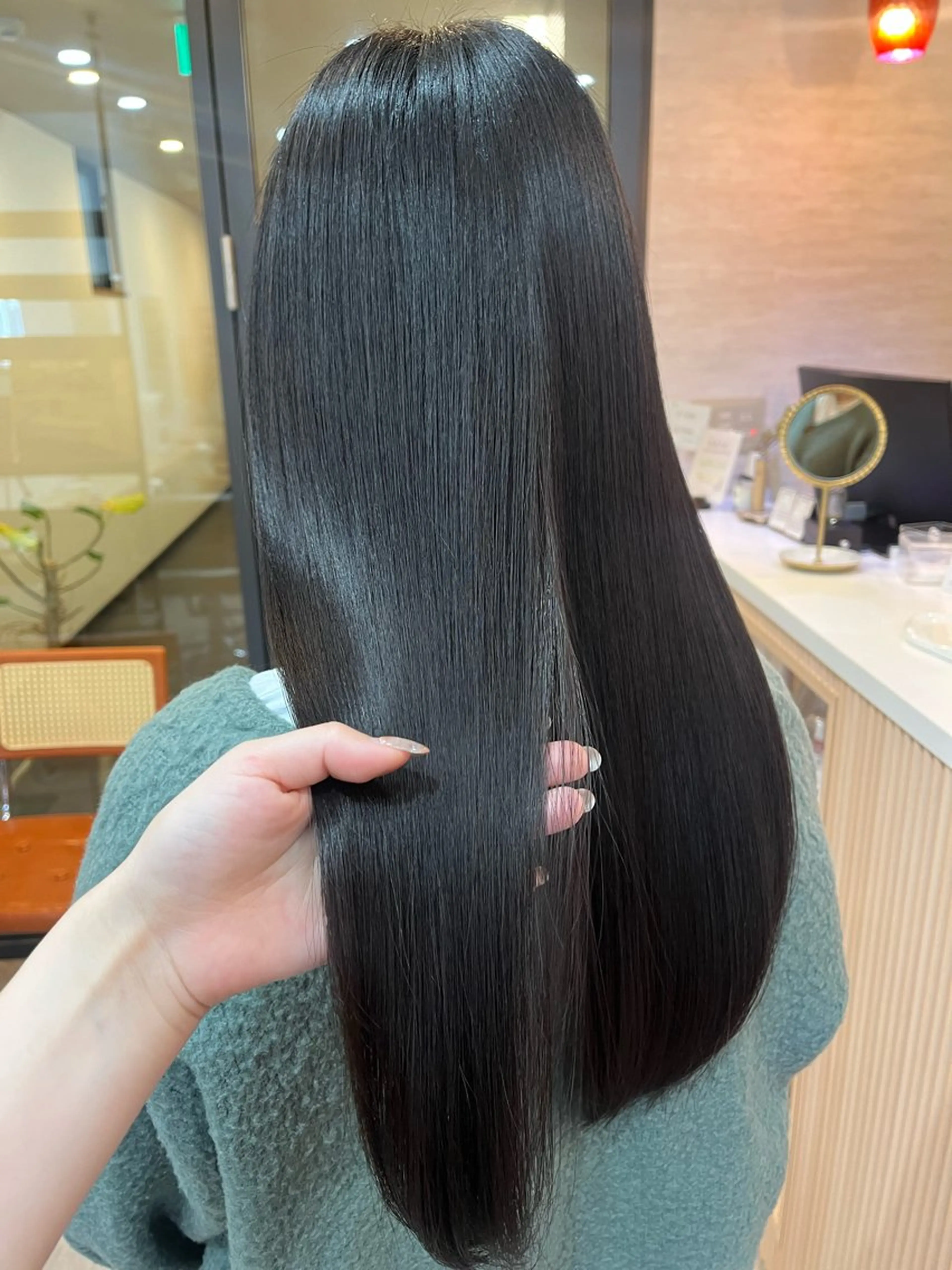 ロング 髪質改善 トリートメント レイヤー/暖色/ 髪質改善/永礼芳果のヘアスタイル