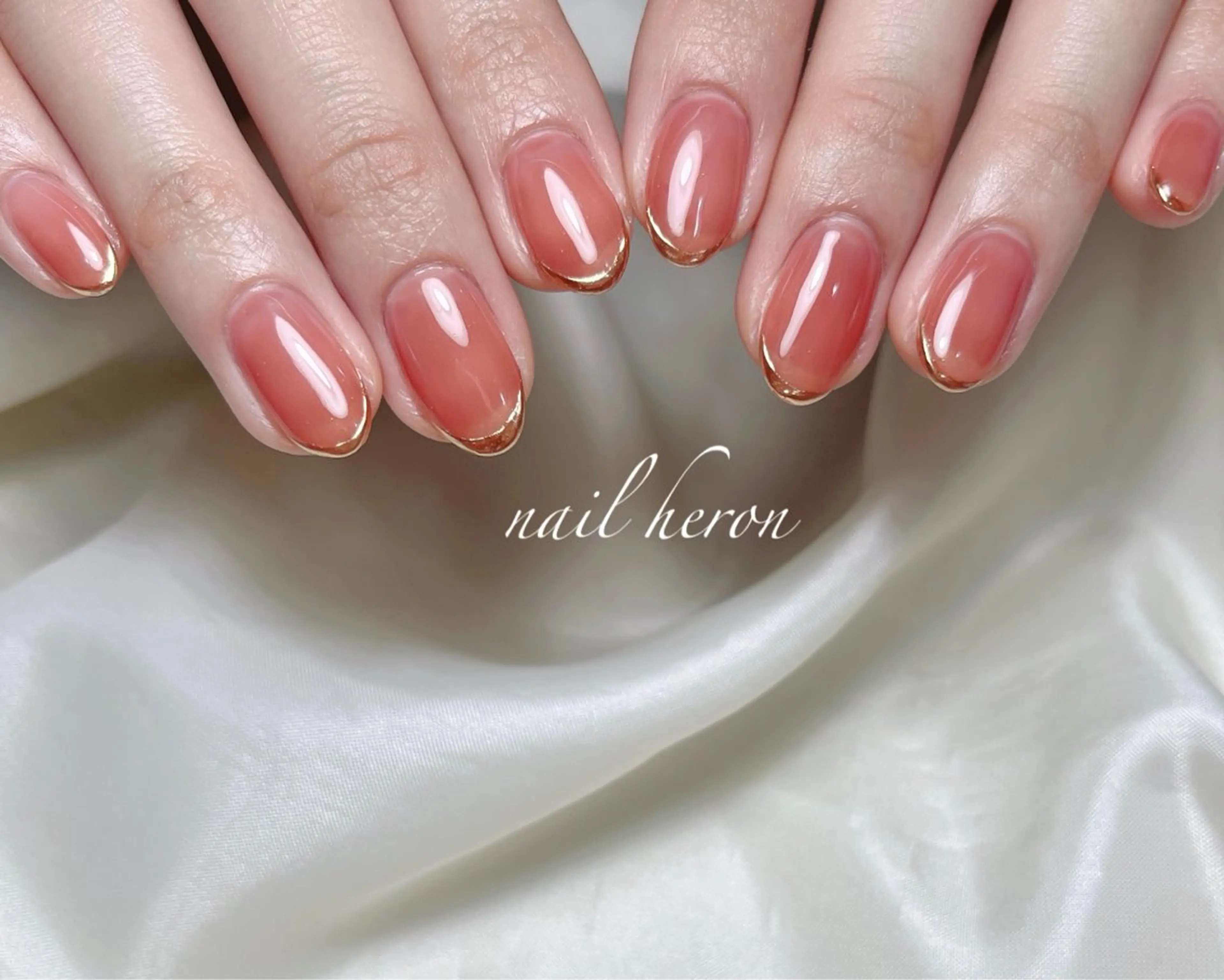 ネイル ミラーネイル ハンドネイル nail heron所属・saki_ nail heronのネイルデザイン