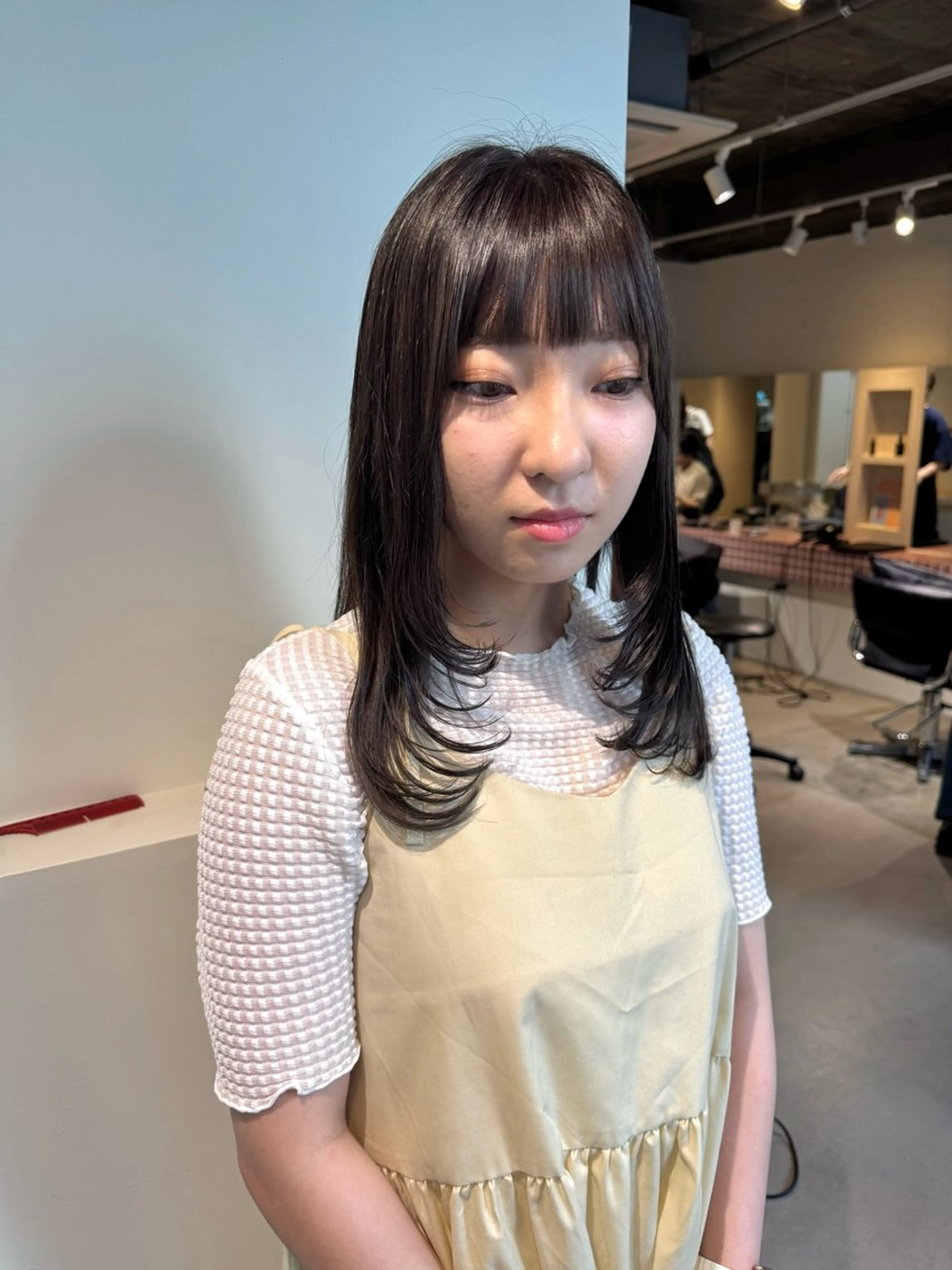 セミロング カラー 切りっぱなしボブ ショートボブ アッシュ ベージュカラー グレージュ 髪質改善マスター 長尾勇弥/梅田中津のヘアスタイル