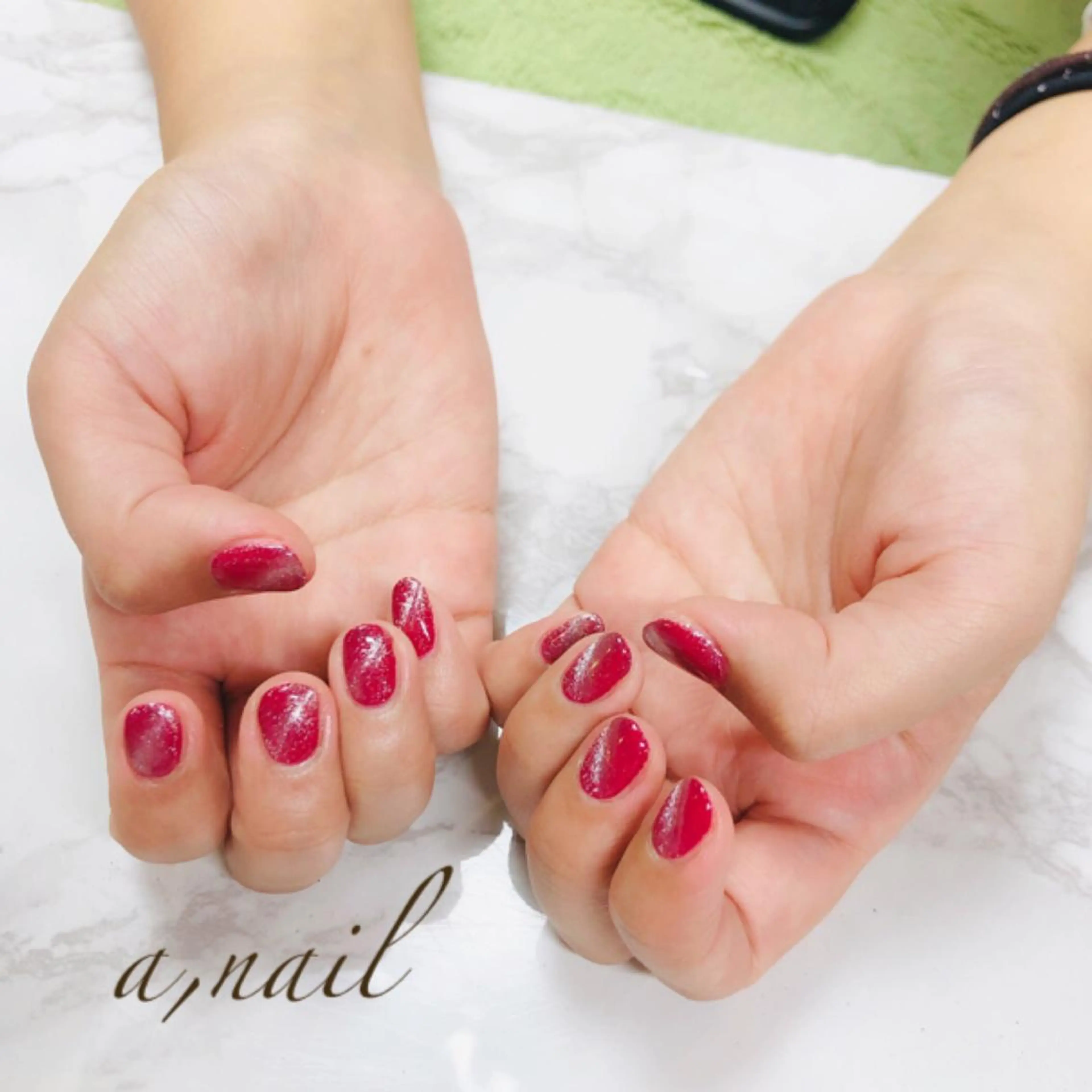 ネイル フットネイル ラメ(グリッター) マグネットネイル ニュアンスネイル オフィスネイル ネイルサロン エーネイルのネイルデザイン