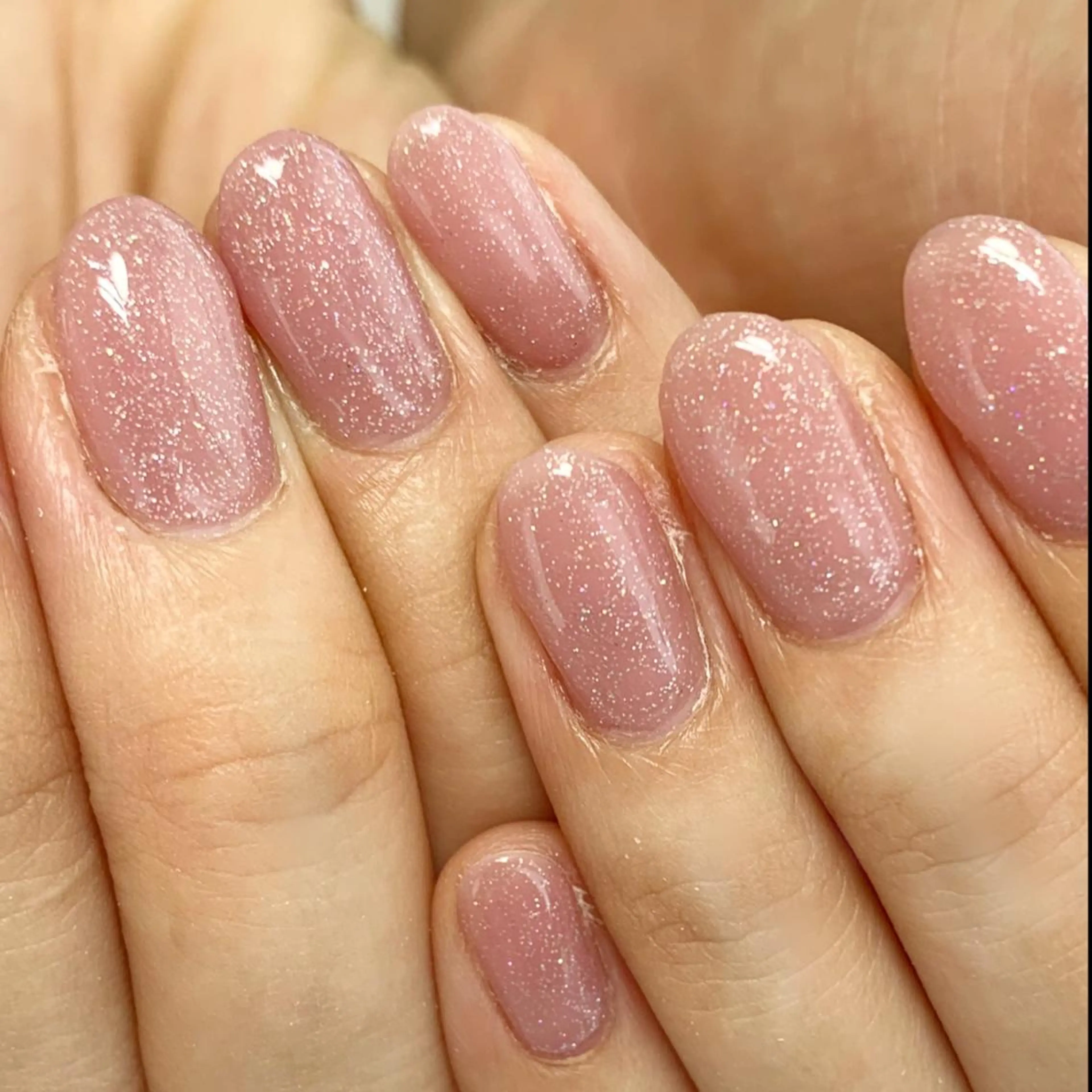 ネイル キラキラネイル ワンカラーネイル nailsalon muguetのネイルデザイン