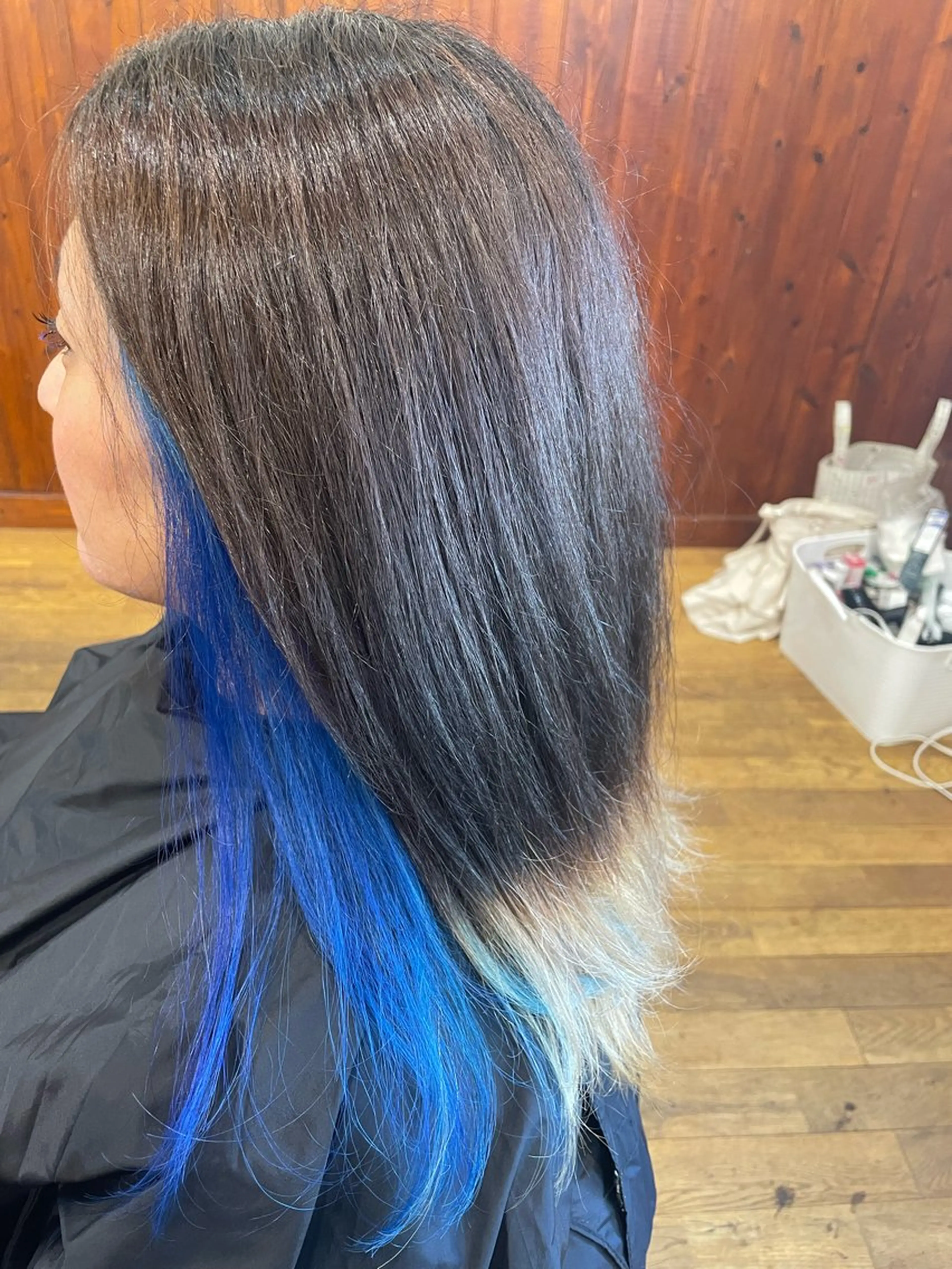 カラー 林 瑠唯のヘアスタイル