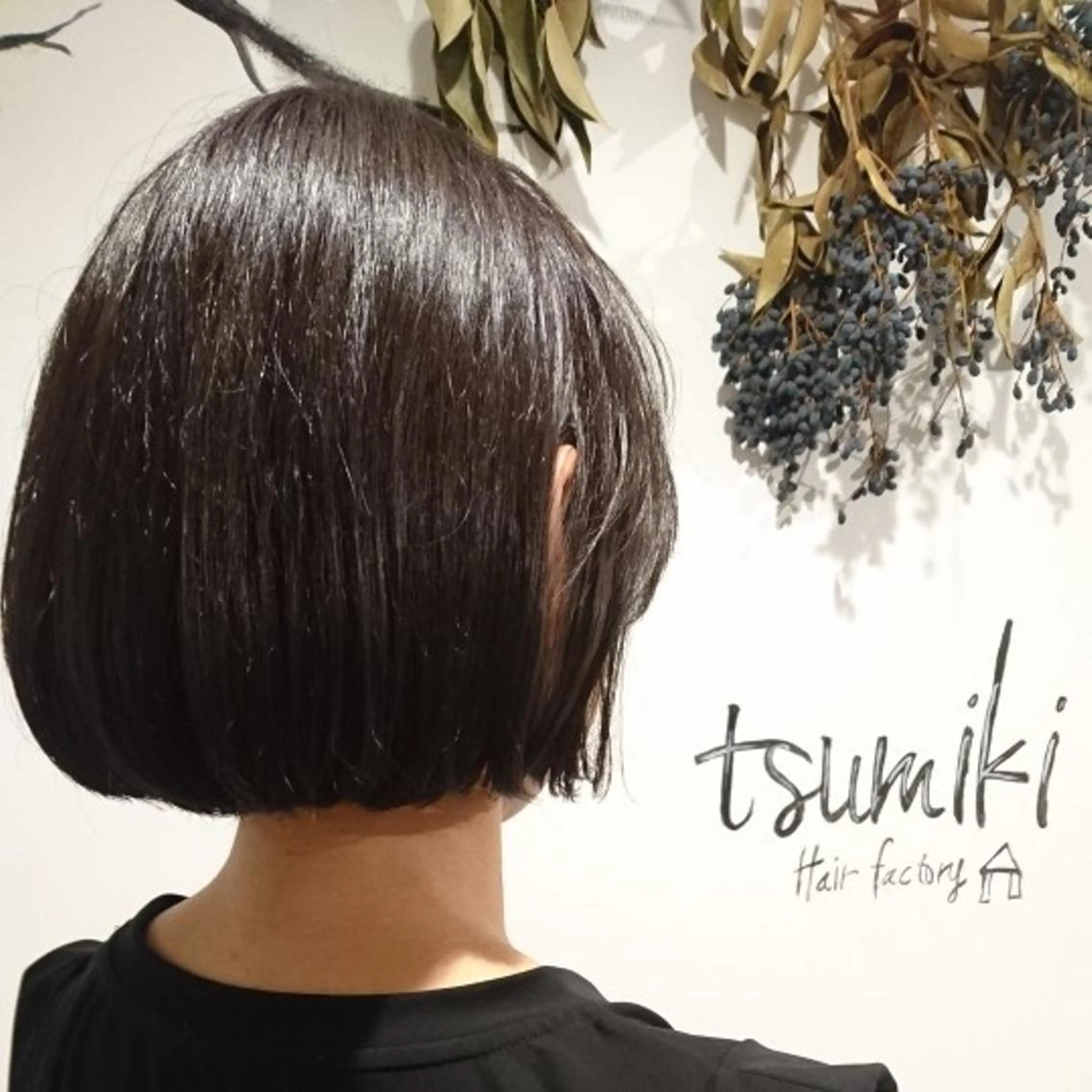 ショート カラー 切りっぱなしボブ ボブ 大人ショートのスペシ ャリスト✨️井上雄輝のヘアスタイル