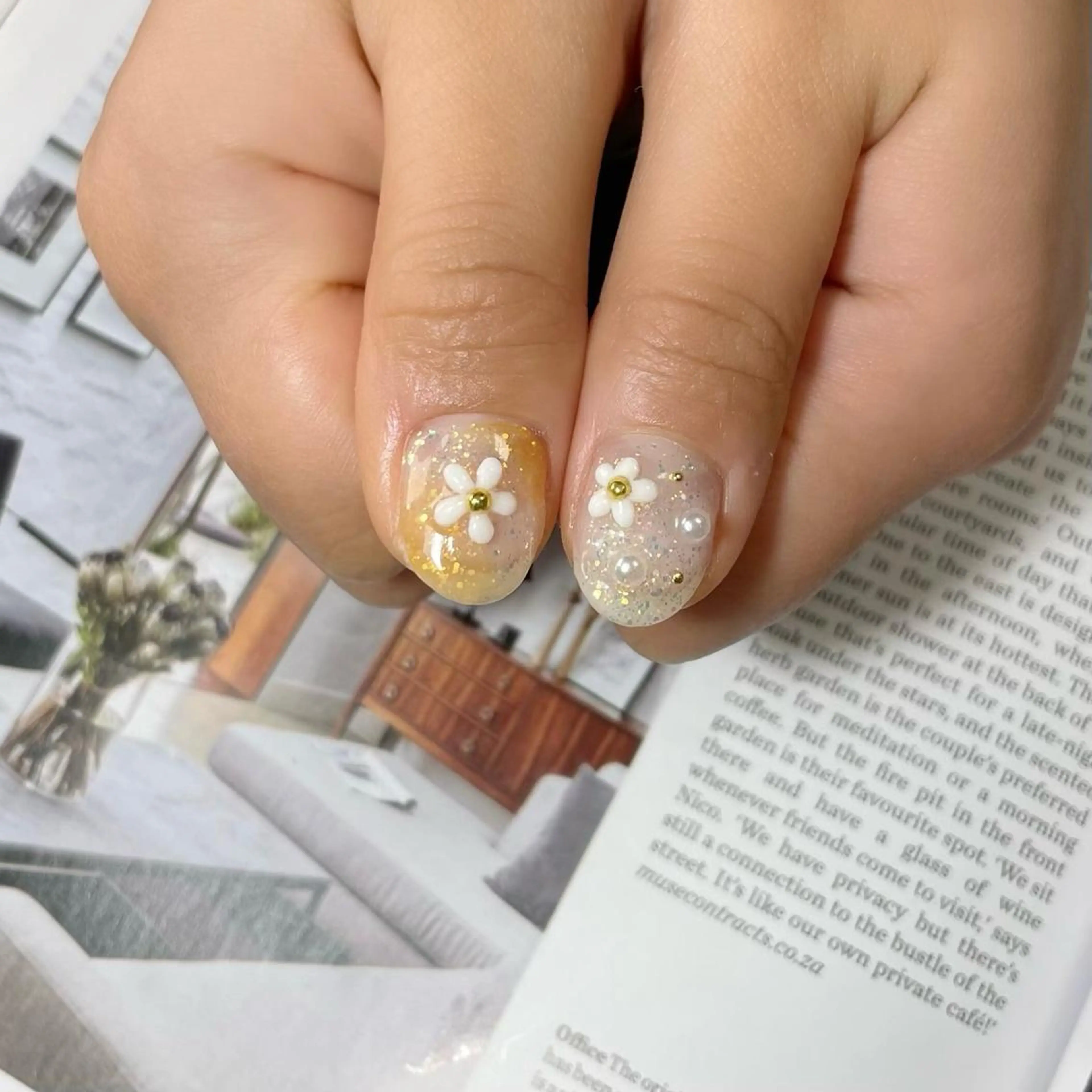 ネイル ニュアンスネイル Lofinails ちひろのネイルデザイン