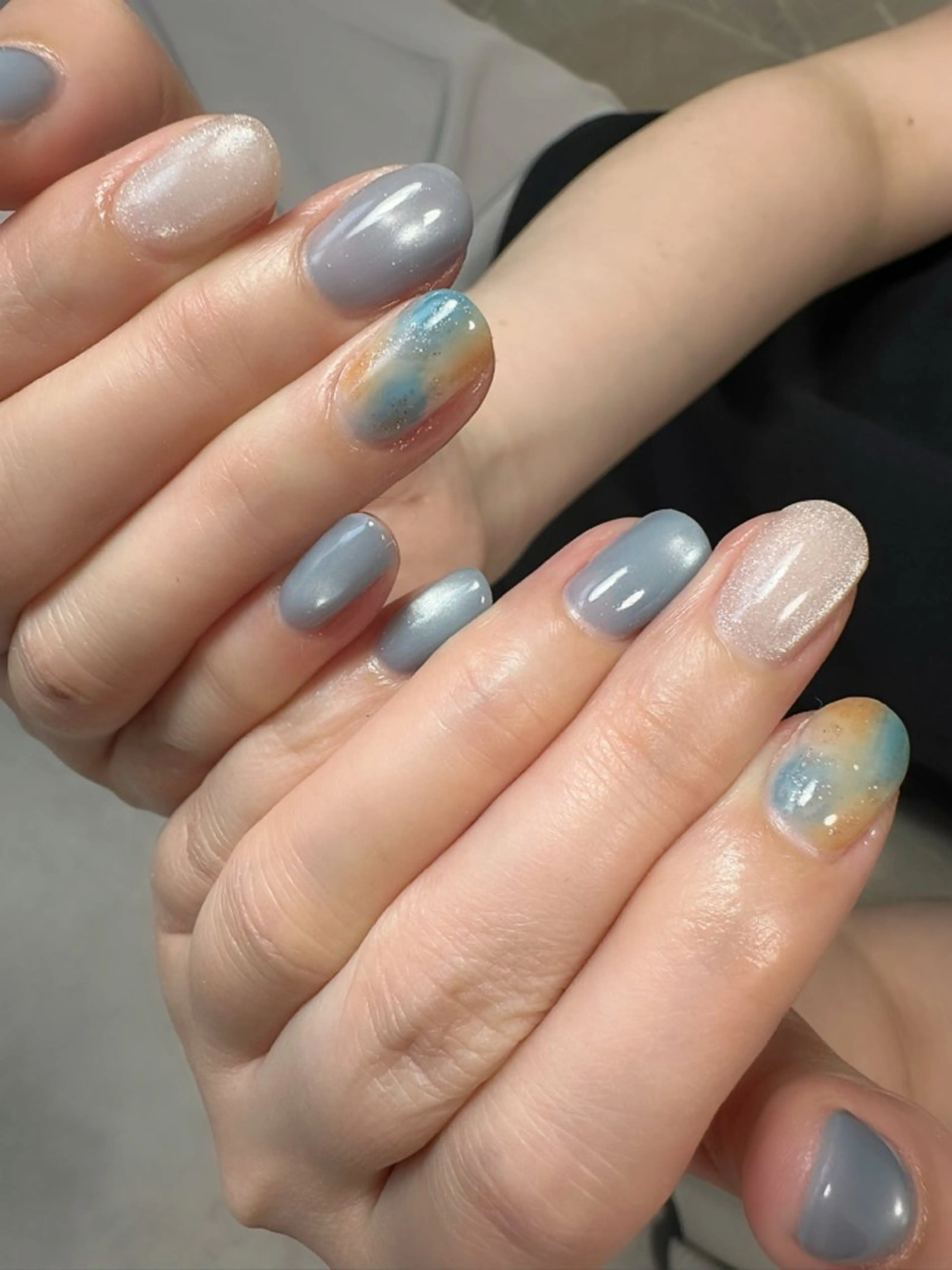 ネイル マグネットネイル ニュアンスネイル ハンドネイル uinail 【ウイネイル】のネイルデザイン