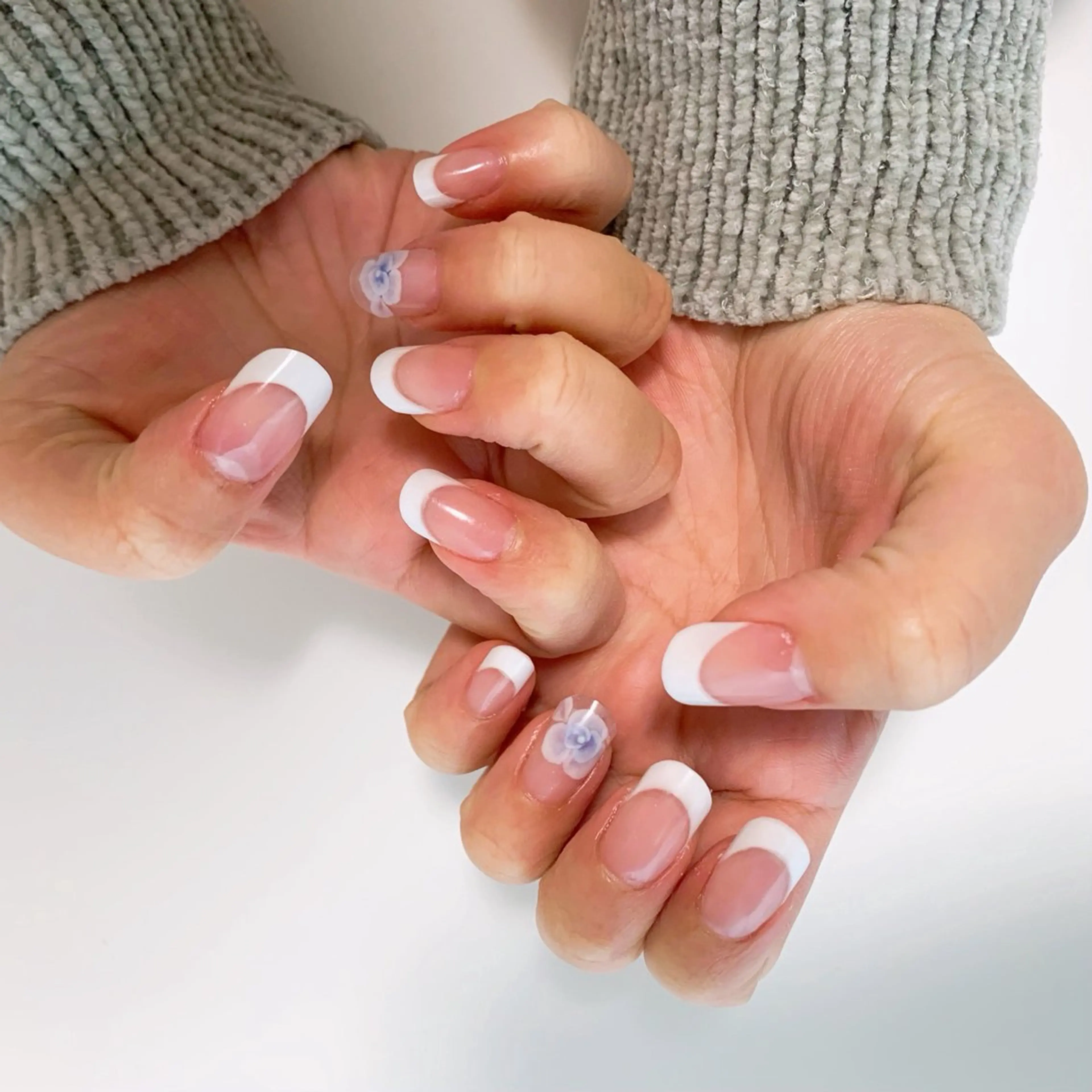 ネイル ブルー クリアネイル グラデーション ⭐︎休業中の練習⭐︎ JNA認定講師髙橋のネイルデザイン