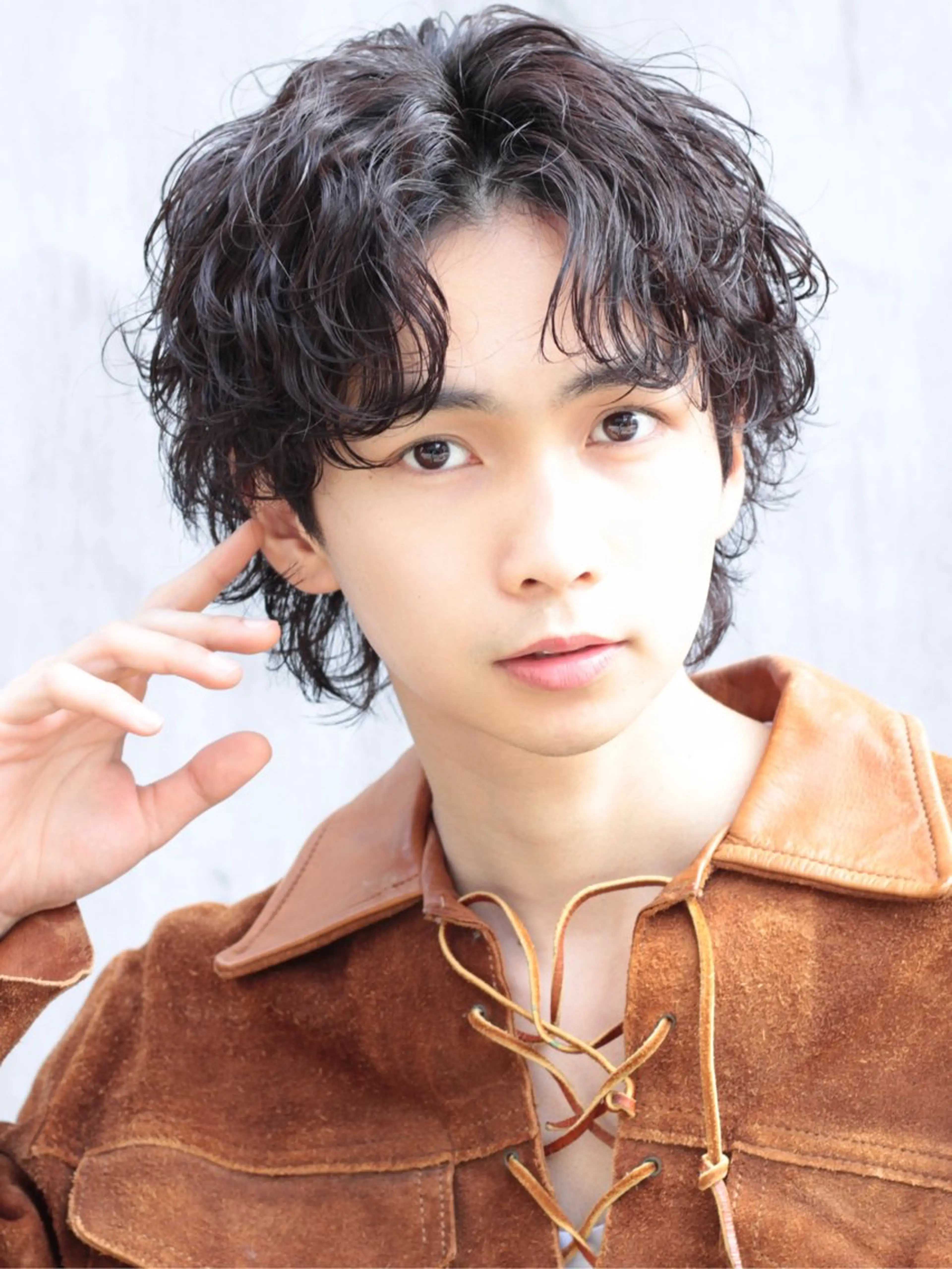 パーマ メンズ シャドウ/フェザー 朝崎倭斗のヘアスタイル