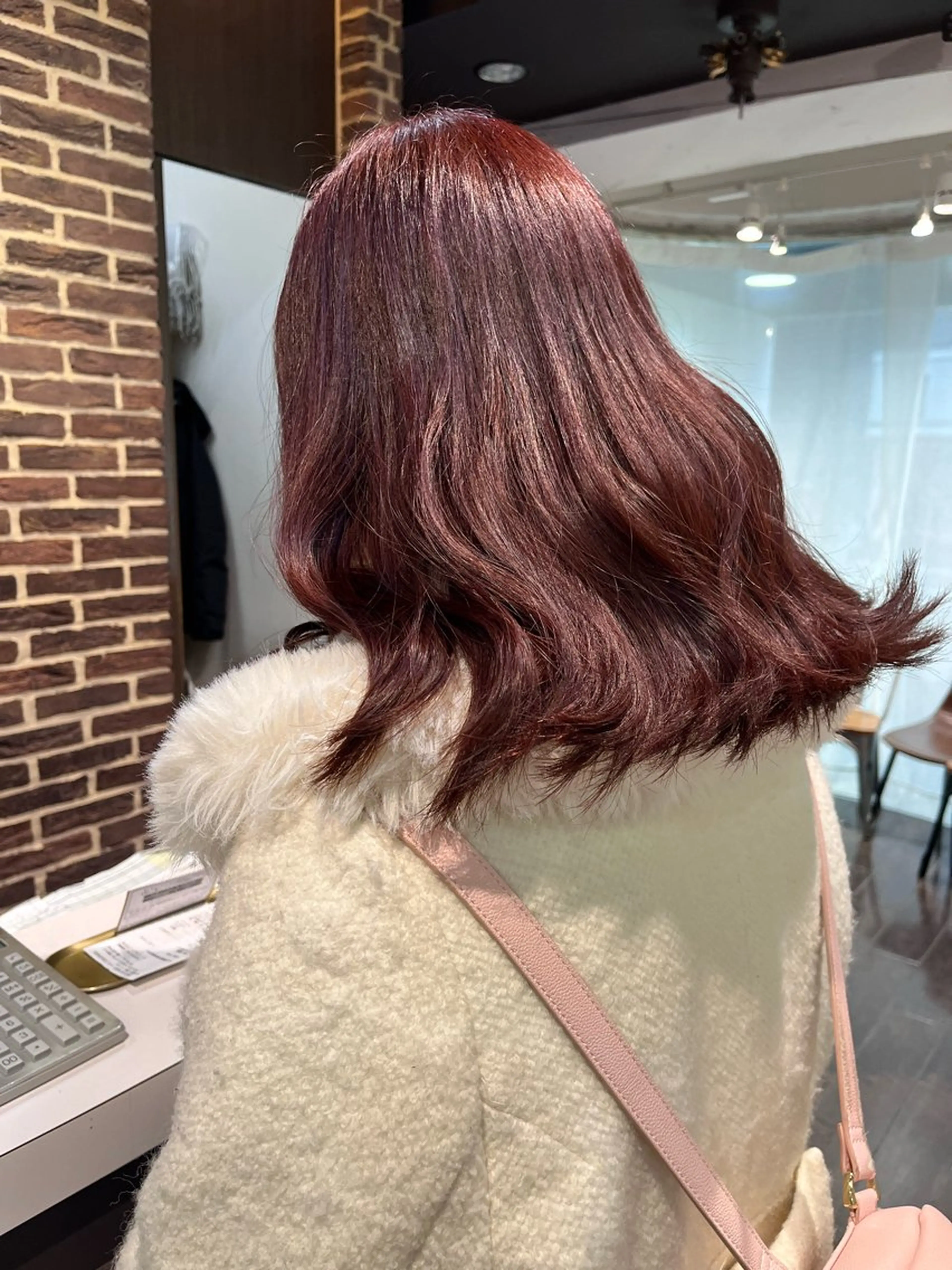 カラー ブリーチ ケアブリーチ デザインカラー ダブルカラー イヤリングカラー 酸性ストレート /ハイトーン/つばさのヘアスタイル