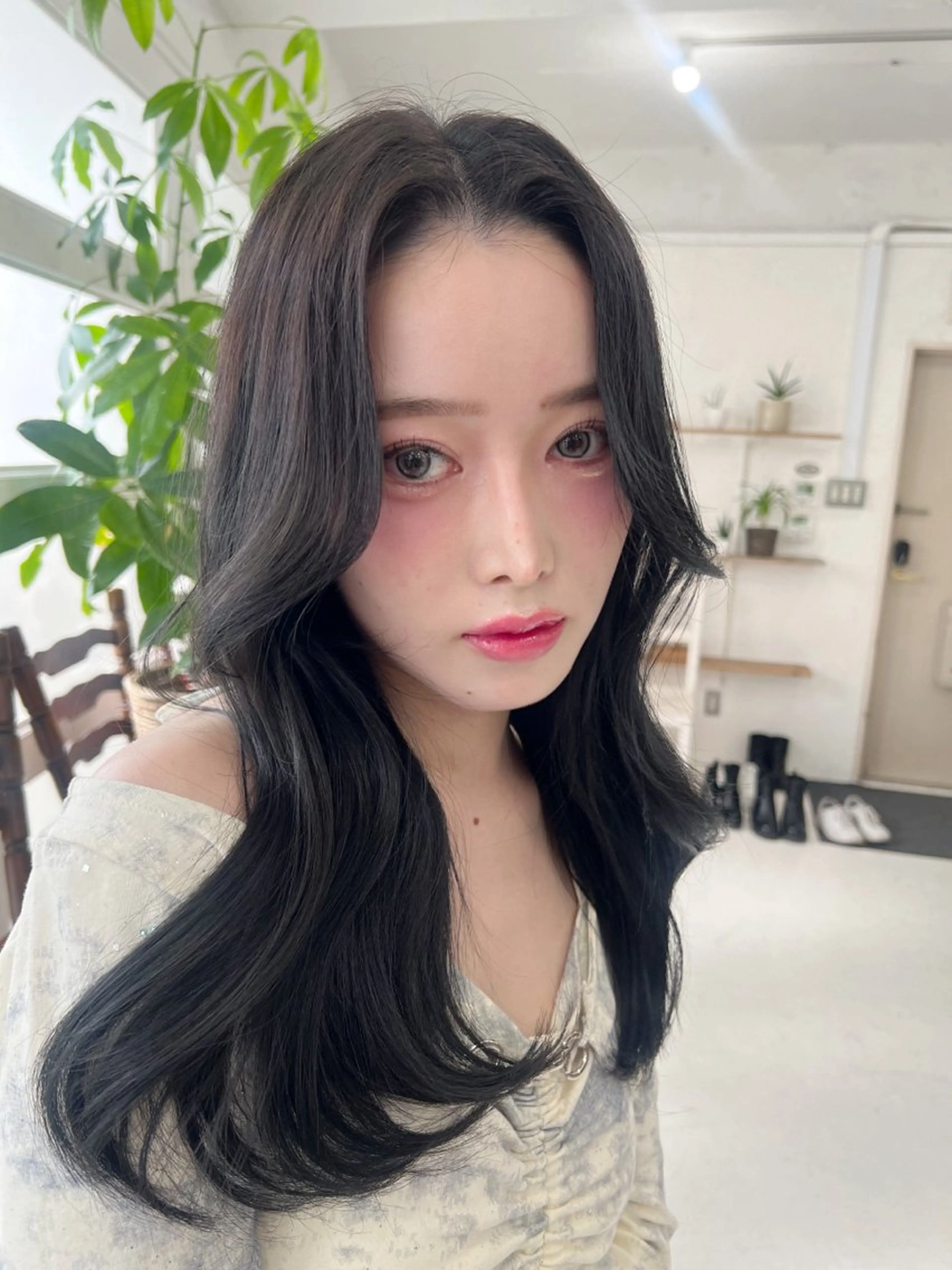 セミロング 韓国風カラー ヨシンモリ 韓国風ヘア 韓国風🫧艶カラー 💟ran💟のヘアスタイル