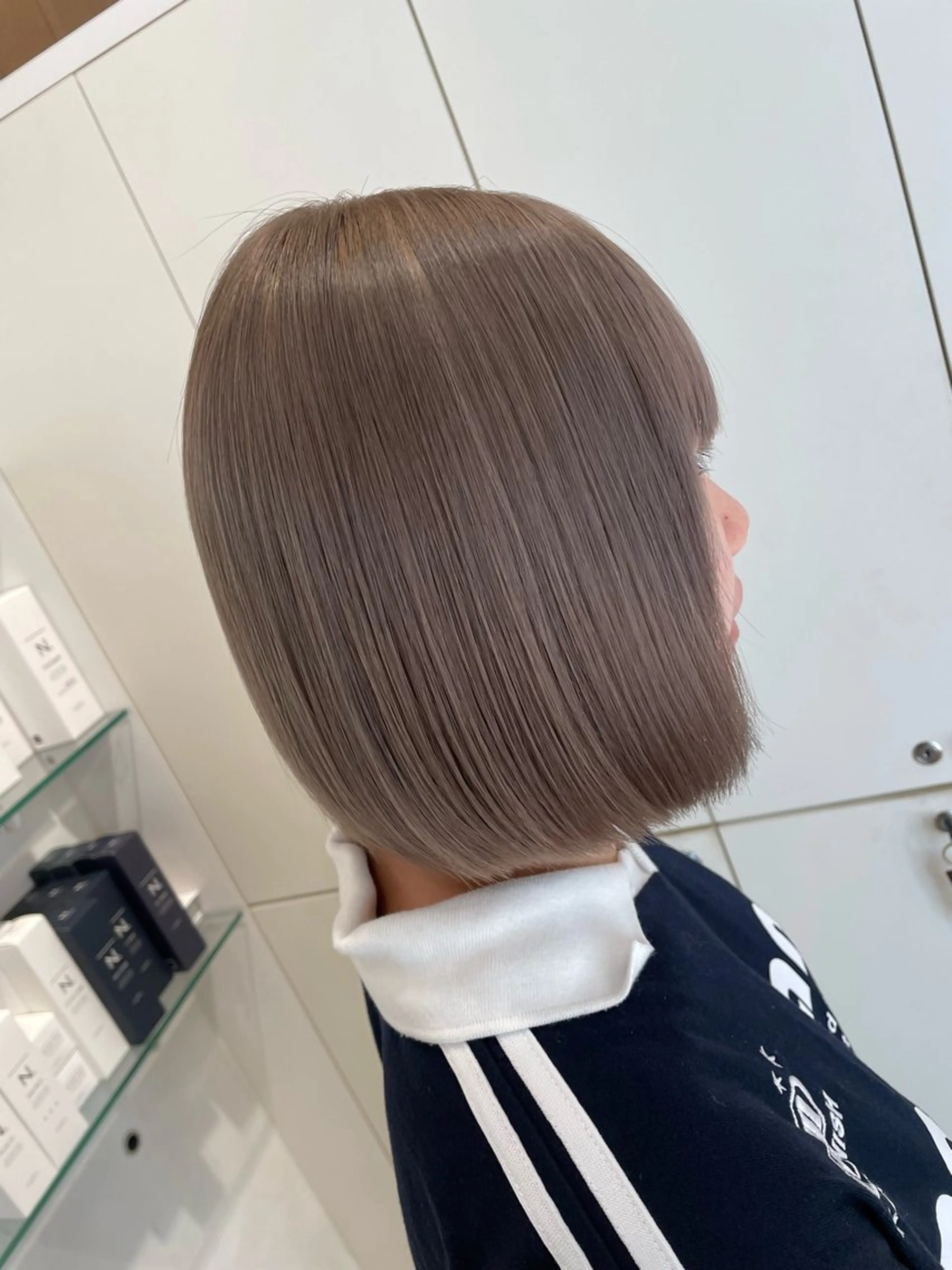 ミディアム カラー ブリーチ グレージュ ミルクティーグレージュ カット ヘアカラー トリートメント ❁⃘ ち だ り さ ❁⃘のヘアスタイル