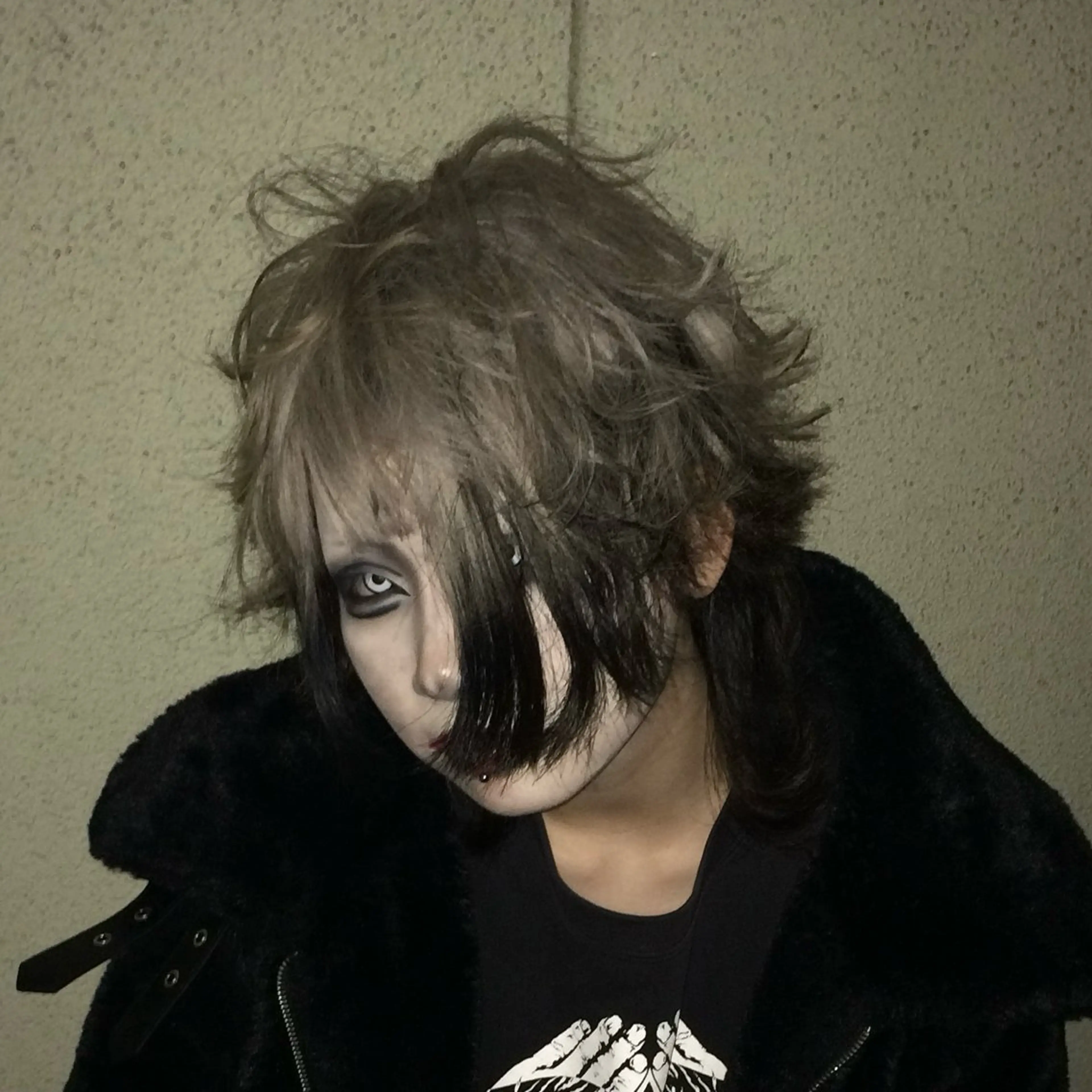 ミディアム ヘアカラー にちか /似合う個性派カラーのヘアスタイル