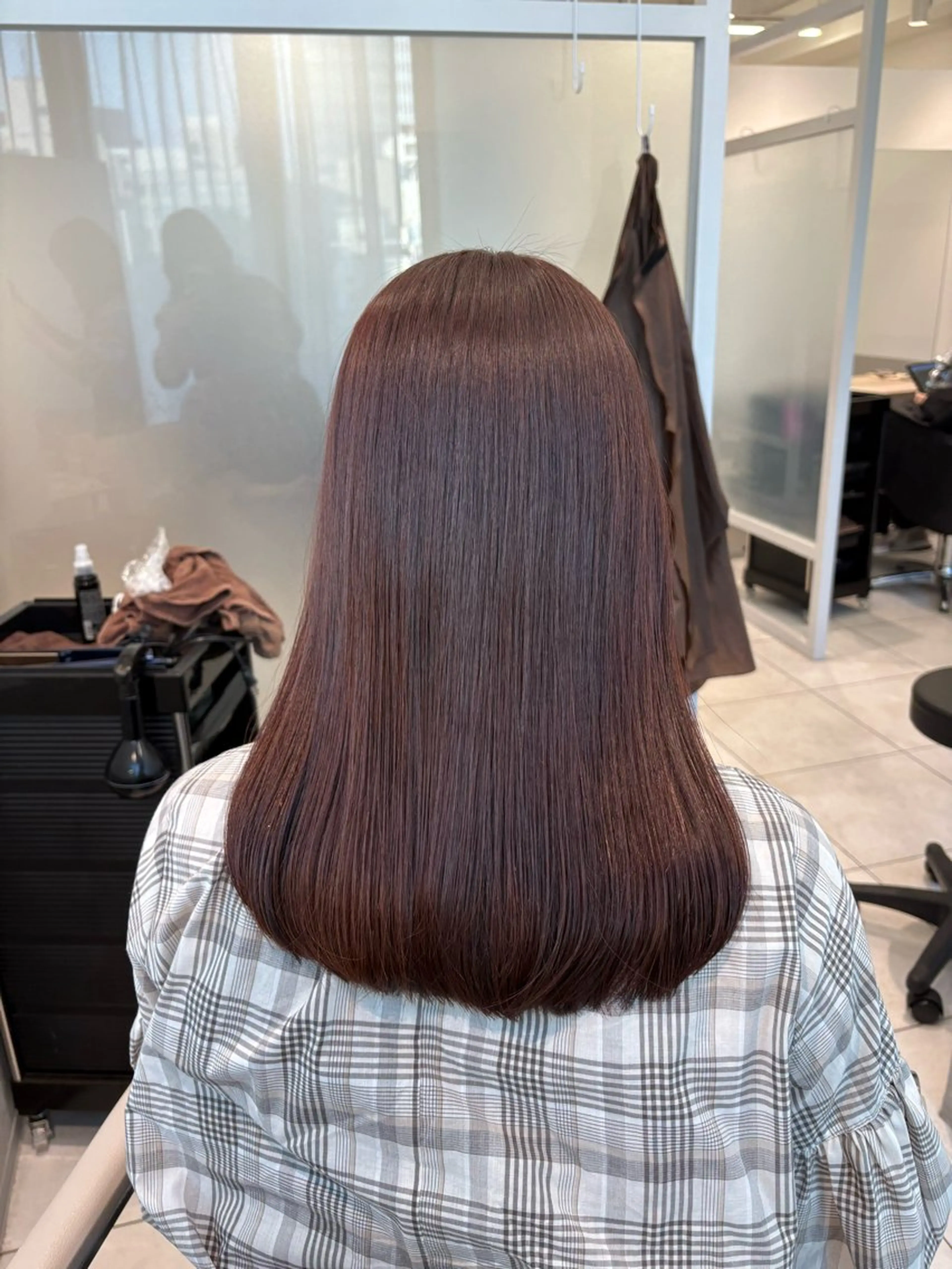 セミロング カラー ベージュカラー ピンクカラー ピンクベージュ カット ヘアカラー トリートメント Eleanor 池袋 🧸Madoka🧸のヘアスタイル