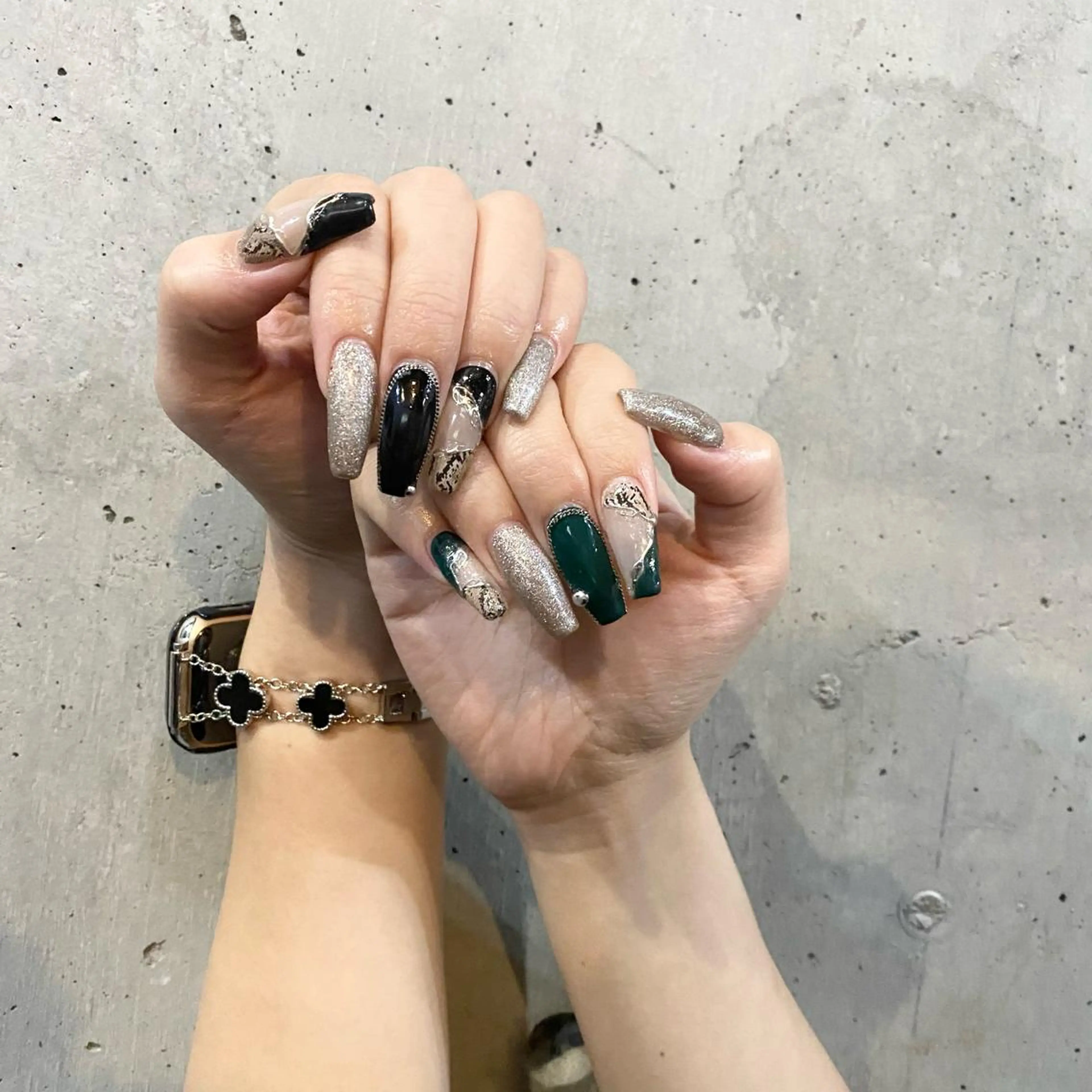 ネイル IROHA Nail 矢掛萌子のネイルデザイン