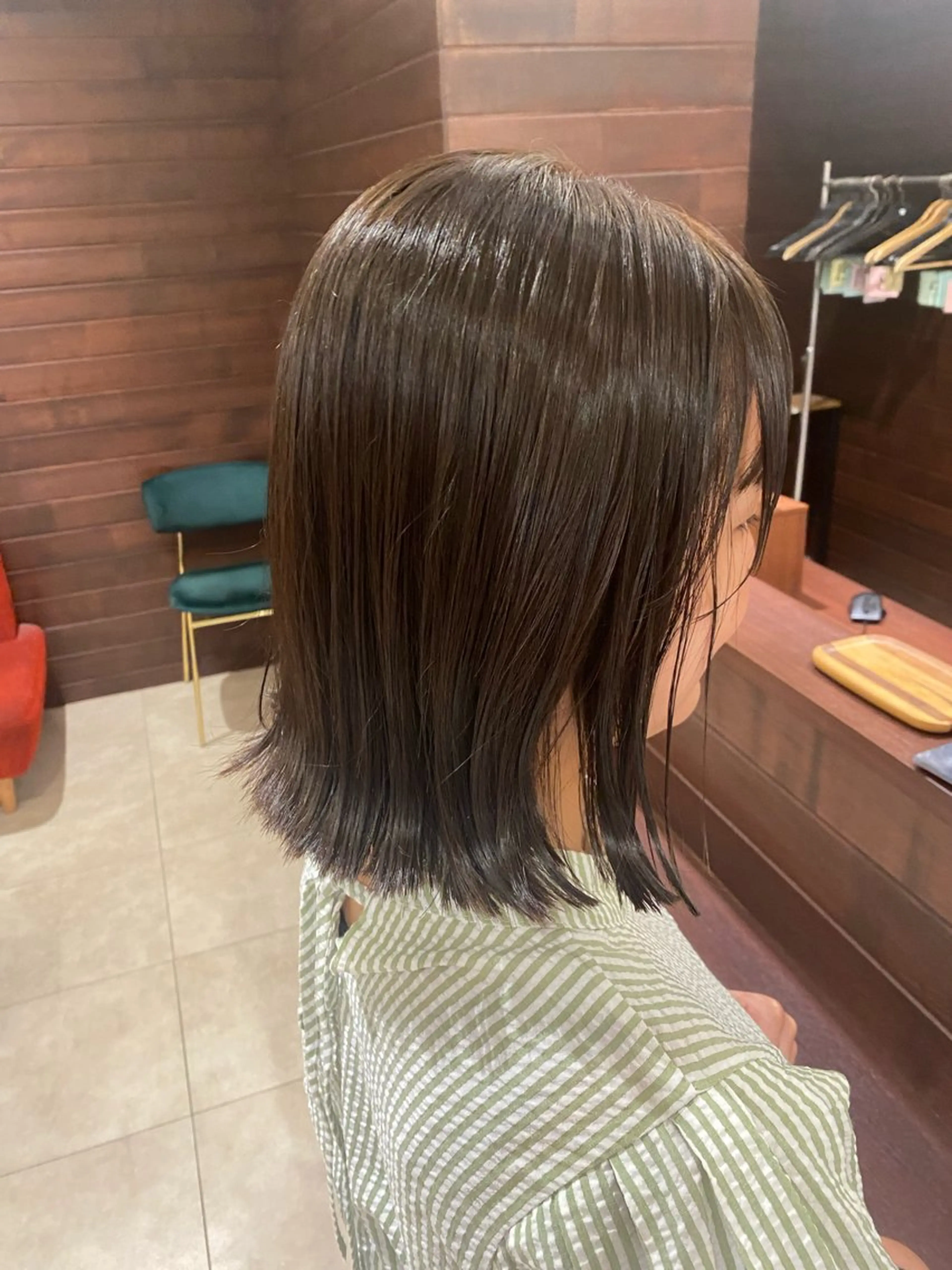 ミディアム ボブ 井上 万由のヘアスタイル