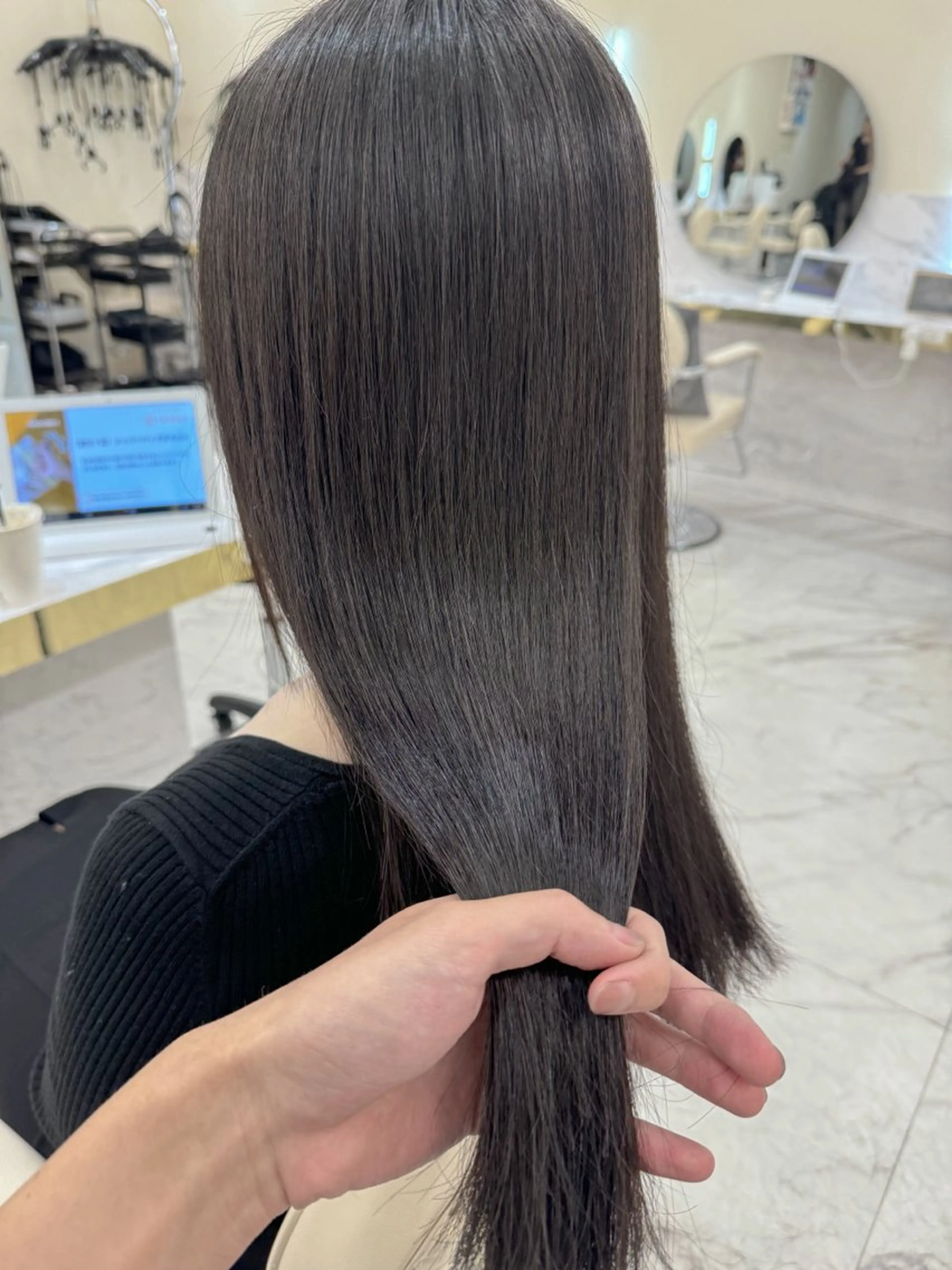 セミロング カット ヘアカラー 縮毛矯正 トリートメント シンタニナオト /梅田茶屋町のヘアスタイル