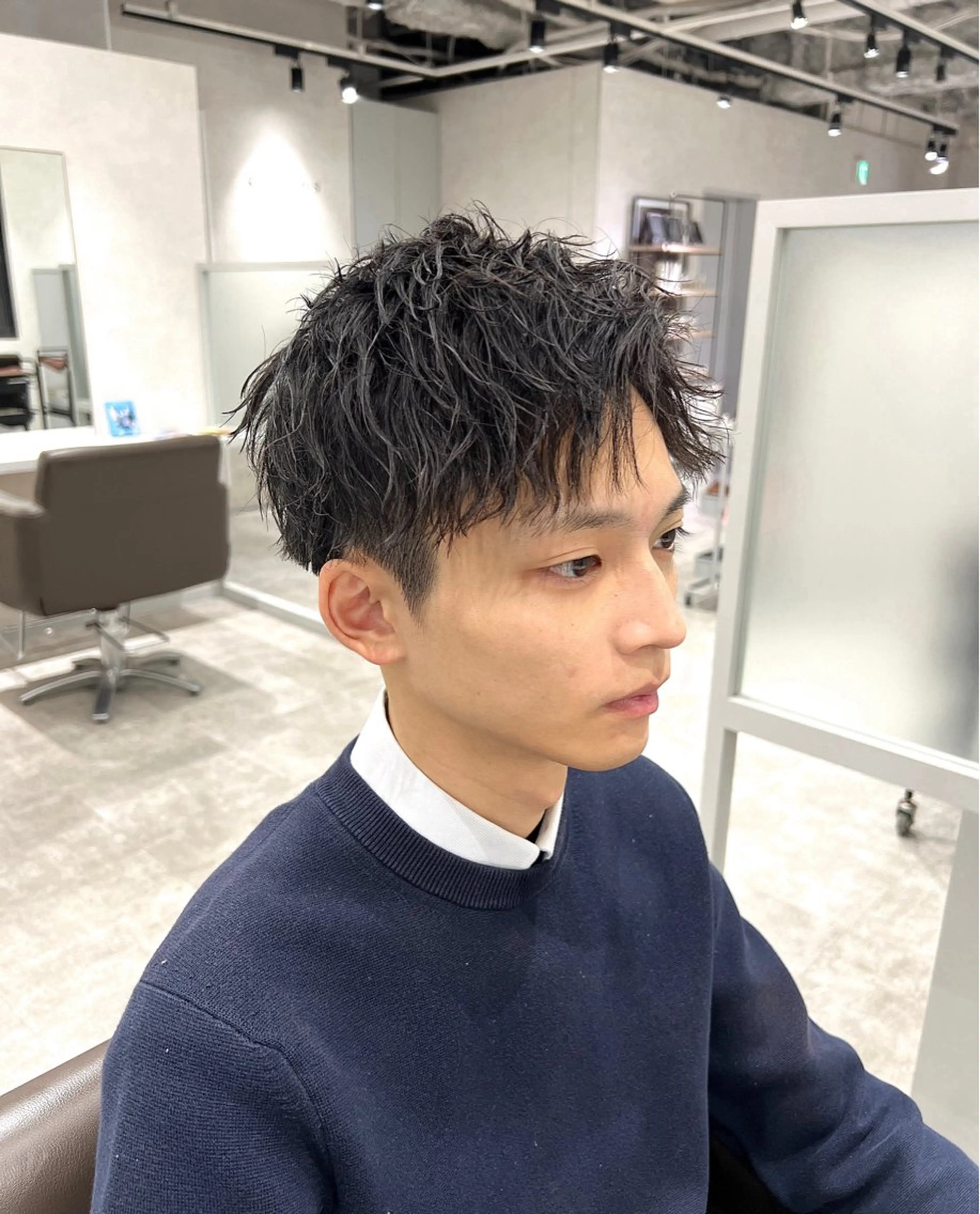 ショート メンズ 関西センターパート メンズモデル募集のヘアスタイル