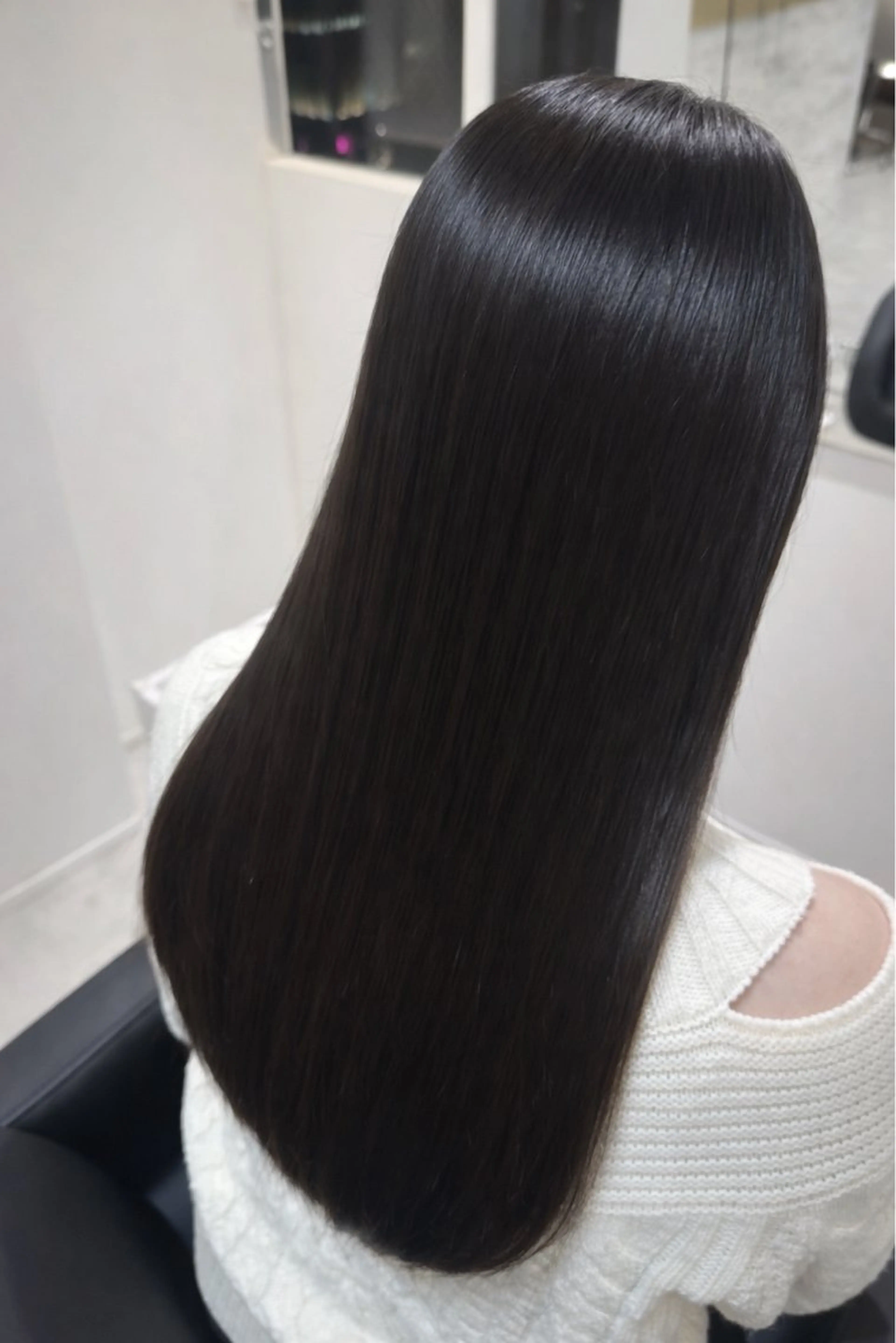 セミロング 縮毛矯正 トリートメント Emuest心斎橋 SAKIのヘアスタイル