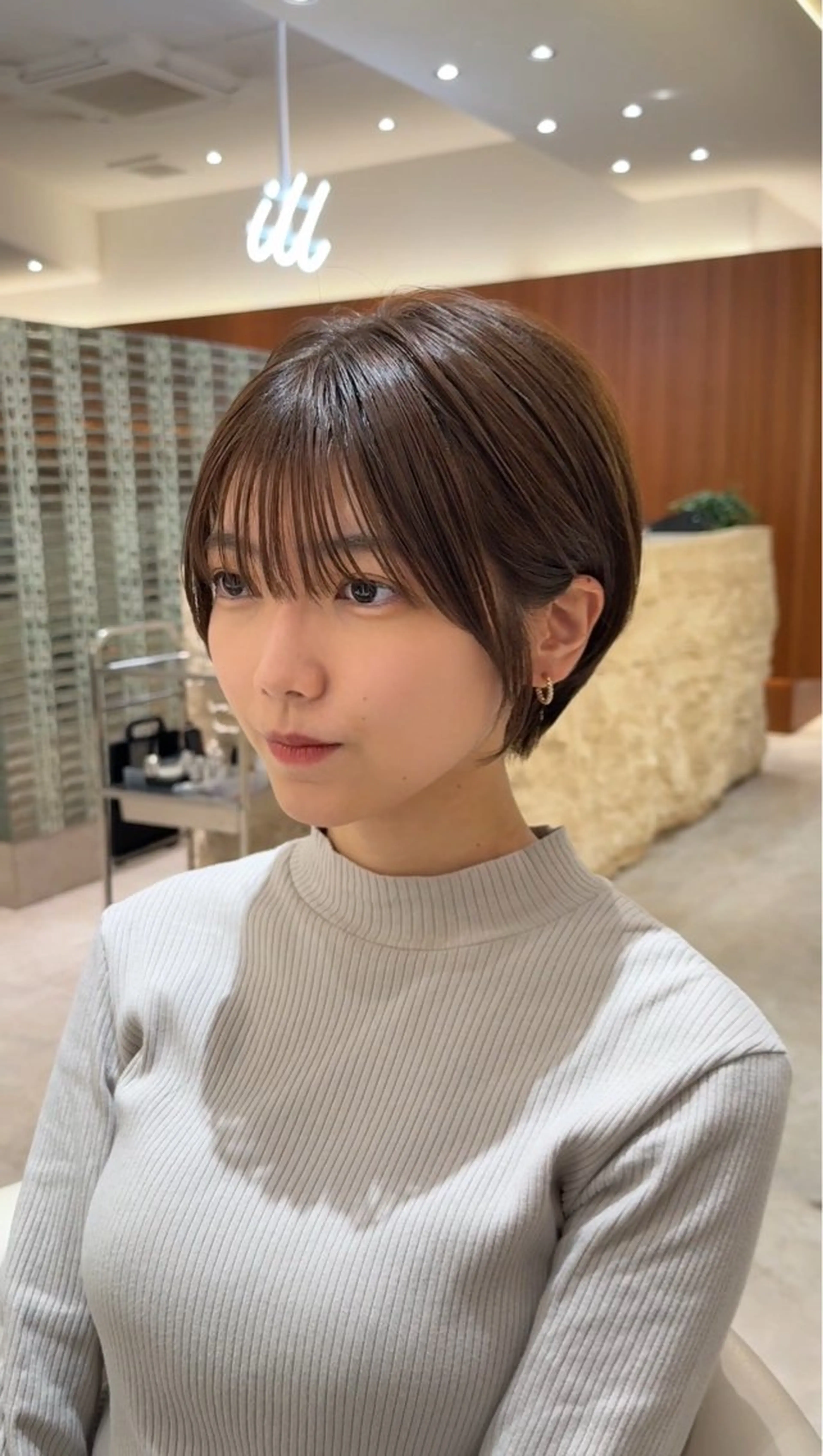 ショート カラー パーマ 切りっぱなしボブ ショートボブ ボブレイヤー 透明感カラー ボブ カット ヘアカラー 縮毛矯正 トリートメント 田中航平/渋谷ボブ/ レイヤーボブのヘアスタイル