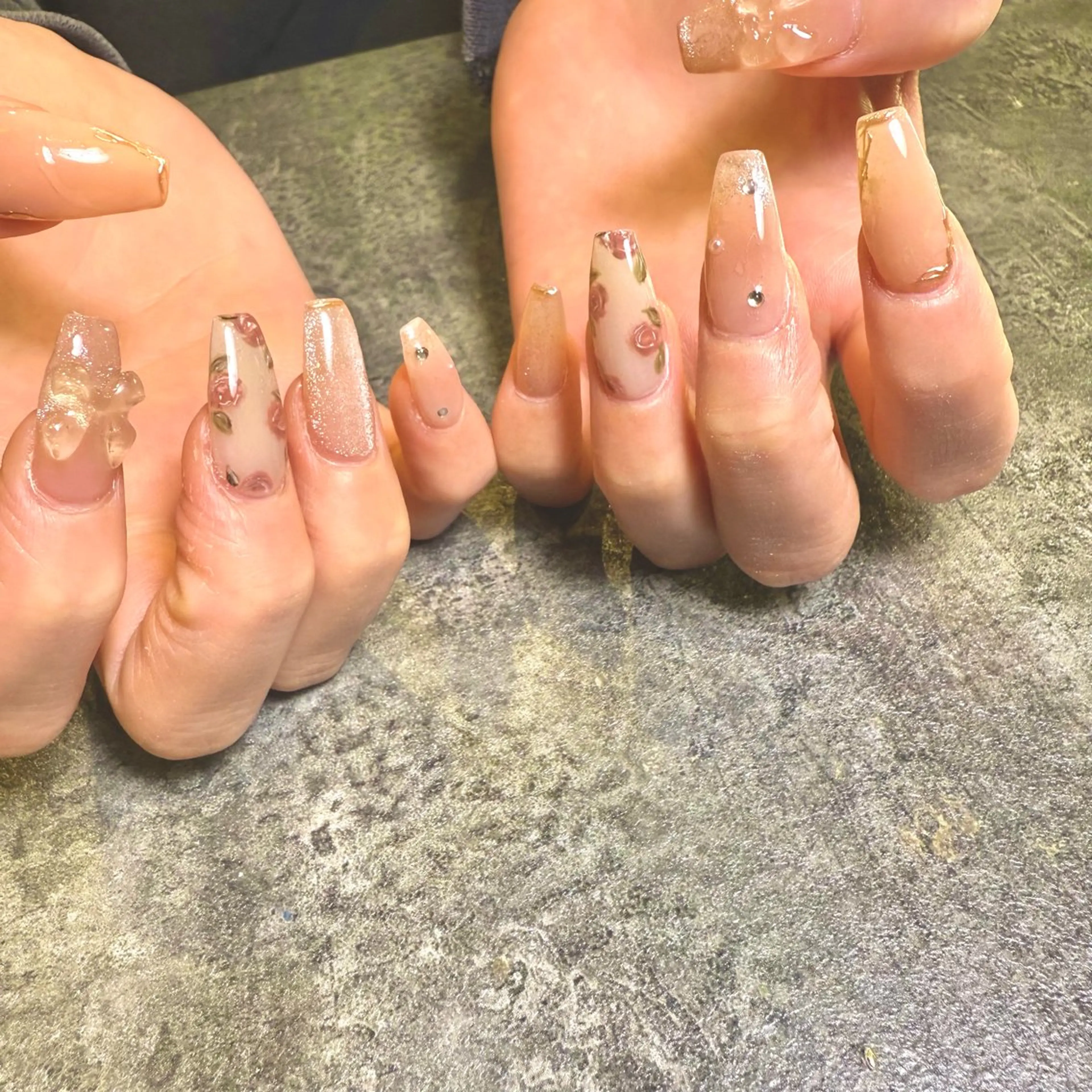 ネイル Mente 自由が丘所属・林 麗華のネイルデザイン