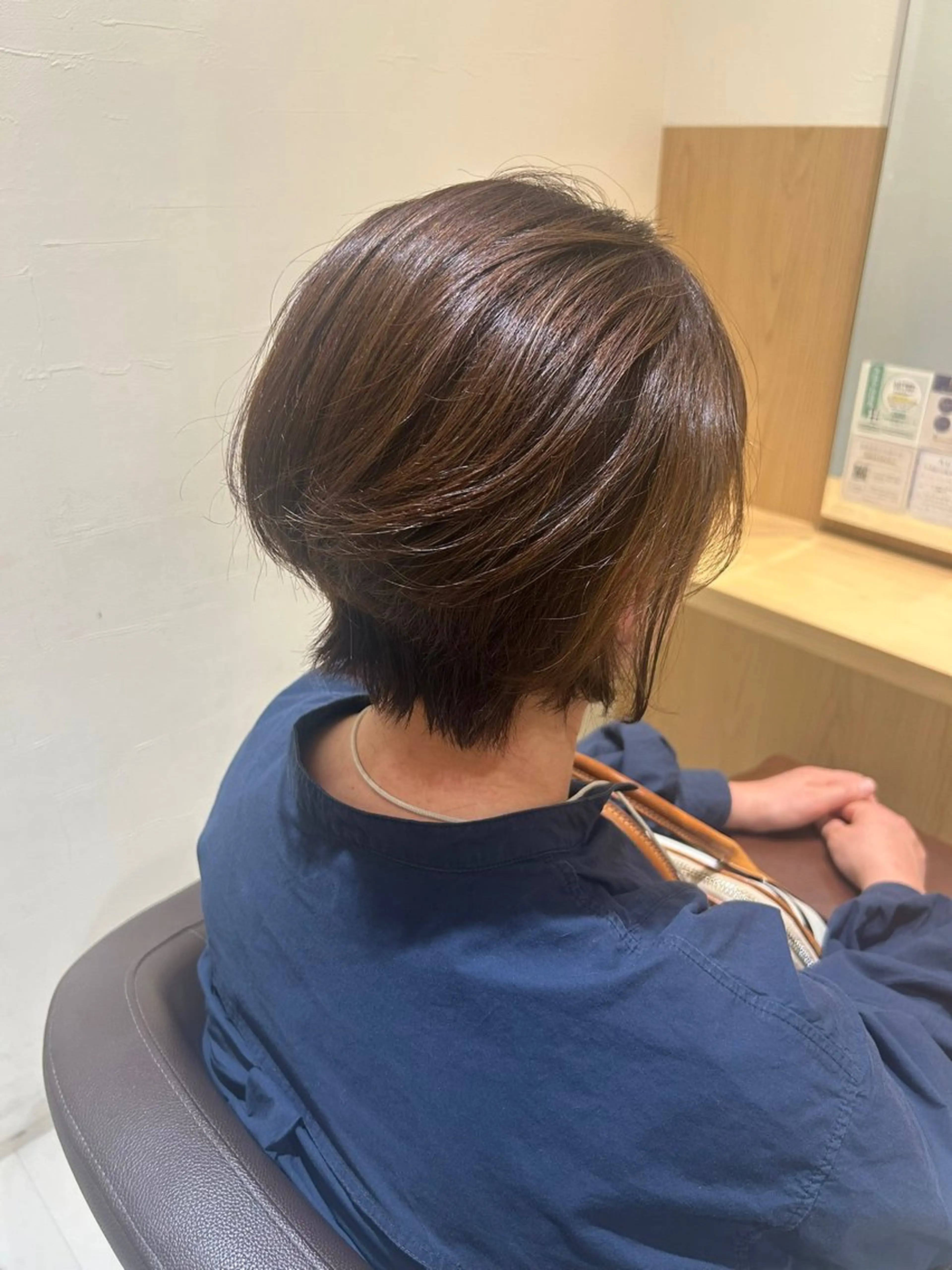 ショート カラー 代田 美月のヘアスタイル