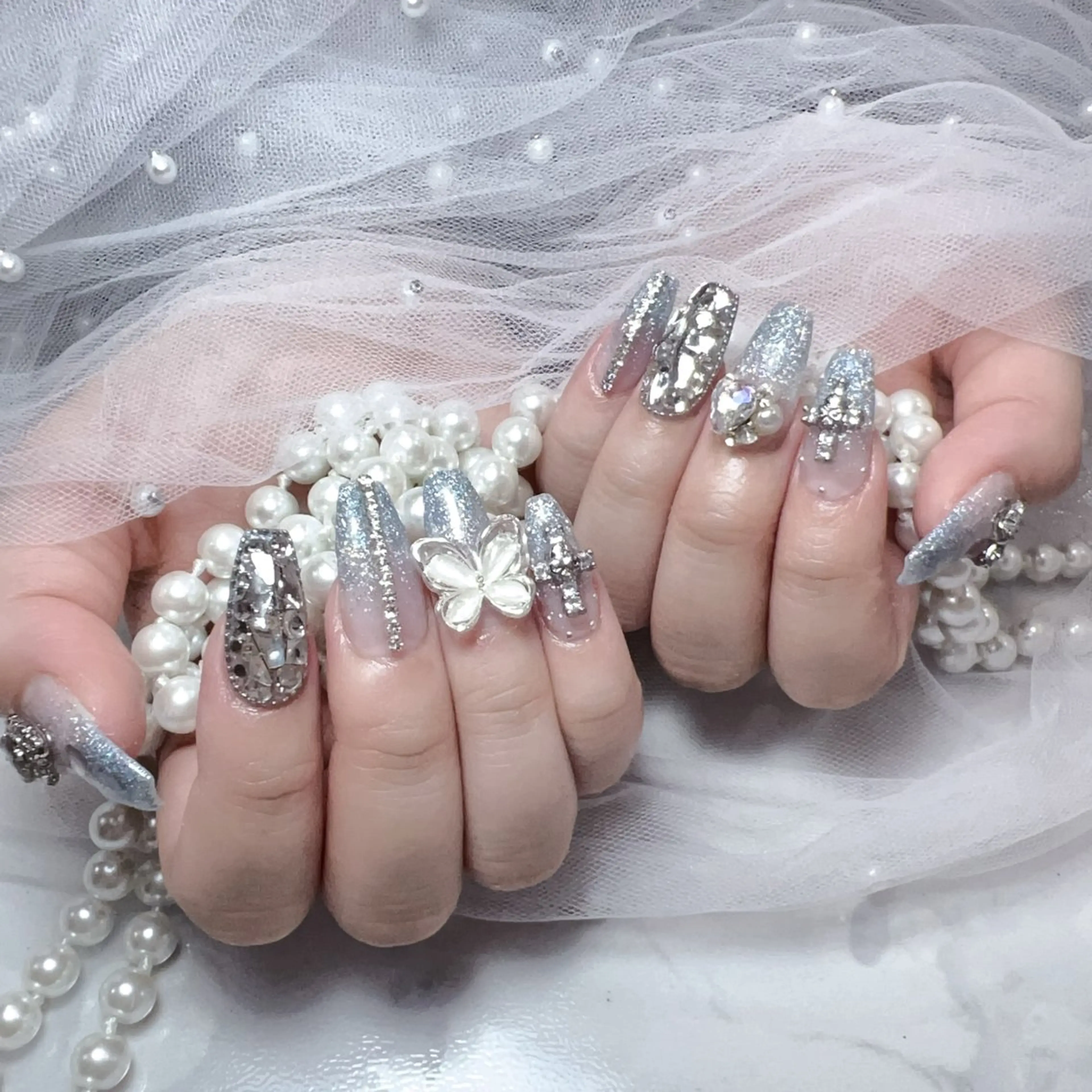 ネイル アートネイル フラッシュネイル フレンチネイル ジェルネイル ガラスフレンチ ハンドネイル You&Me Yukiのネイルデザイン