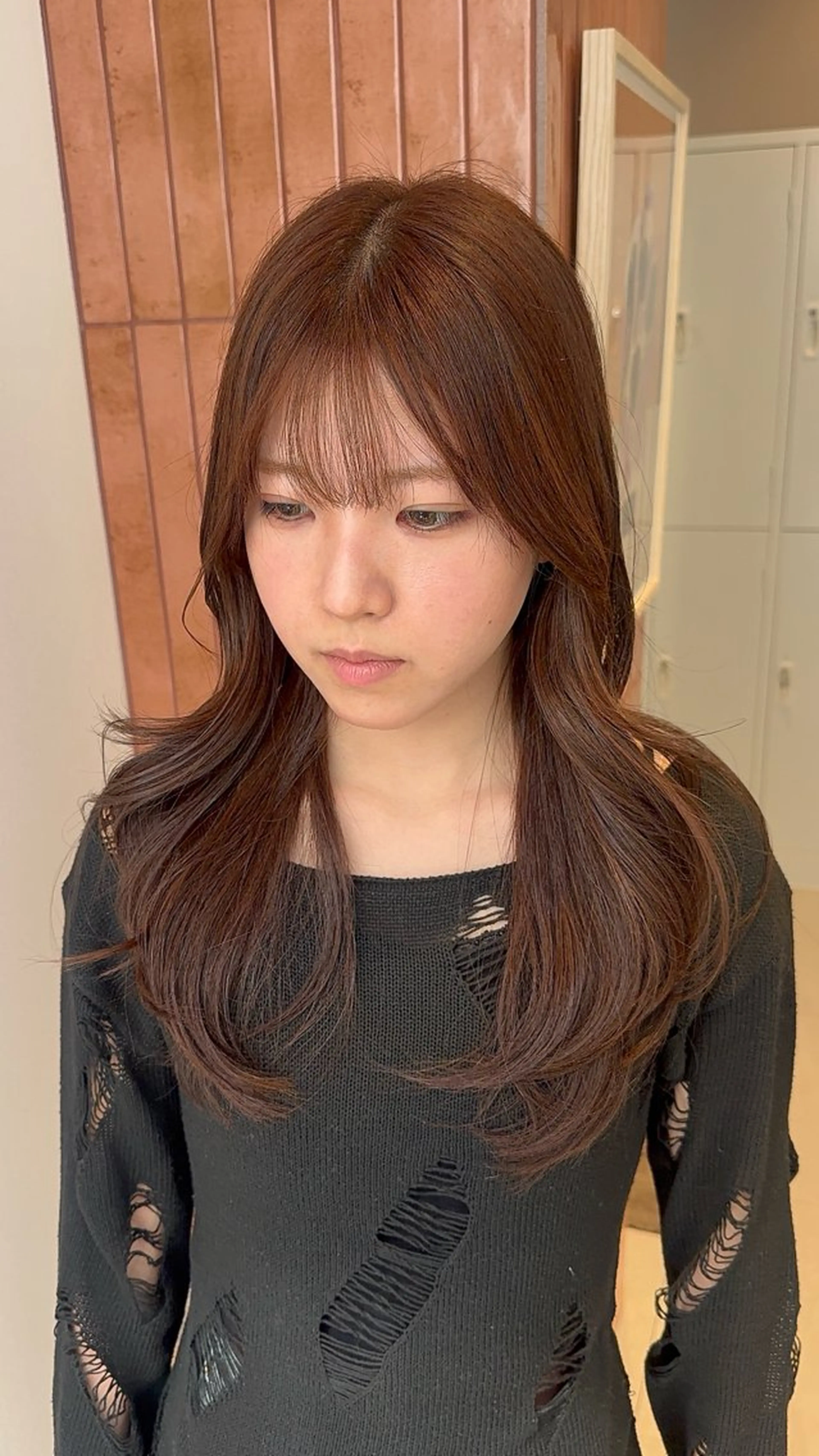 ロング カラー ヘアアレンジ ベージュカラー 透明感カラー グレージュ オリーブベージュ オリーブカラー カット ヘアカラー トリートメント 🌟🍒ハイトーン 韓国ヘア/ユウミのヘアスタイル