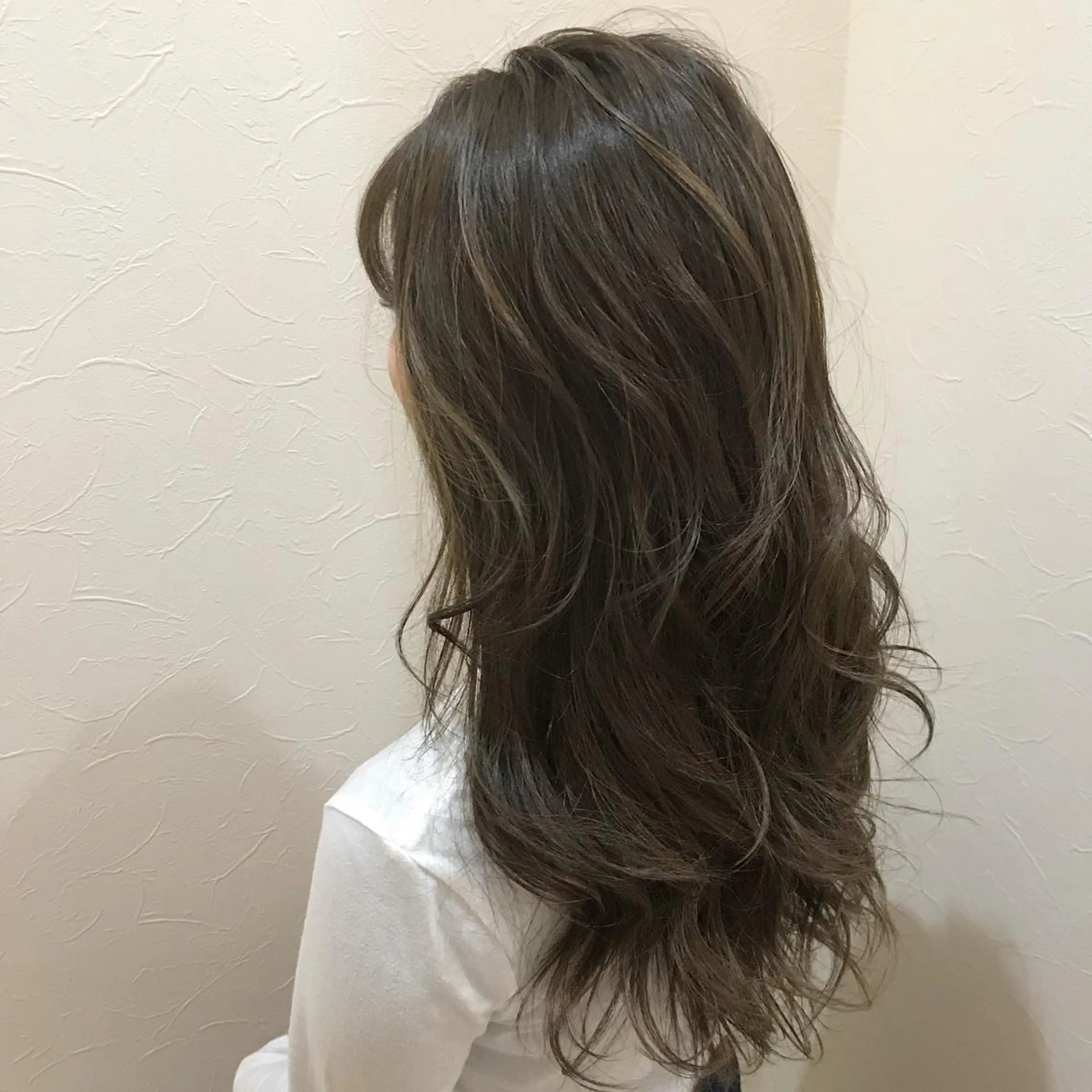 🌈ミニモ限定🌈ブリーチデザインカラー【ハイライトカラー専用】+保湿トリートメントの写真