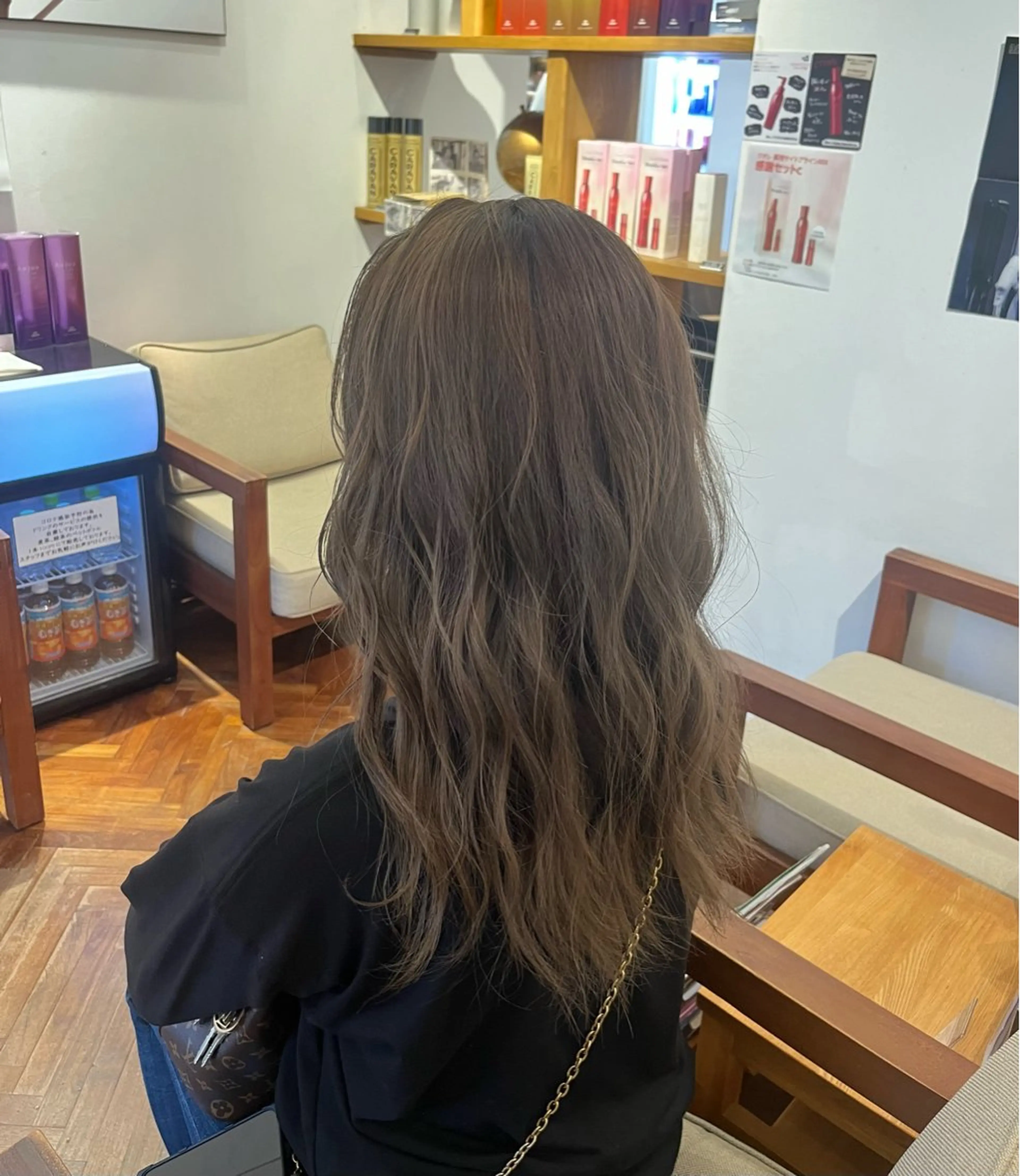 ロング カラー 吉田 新平のヘアスタイル