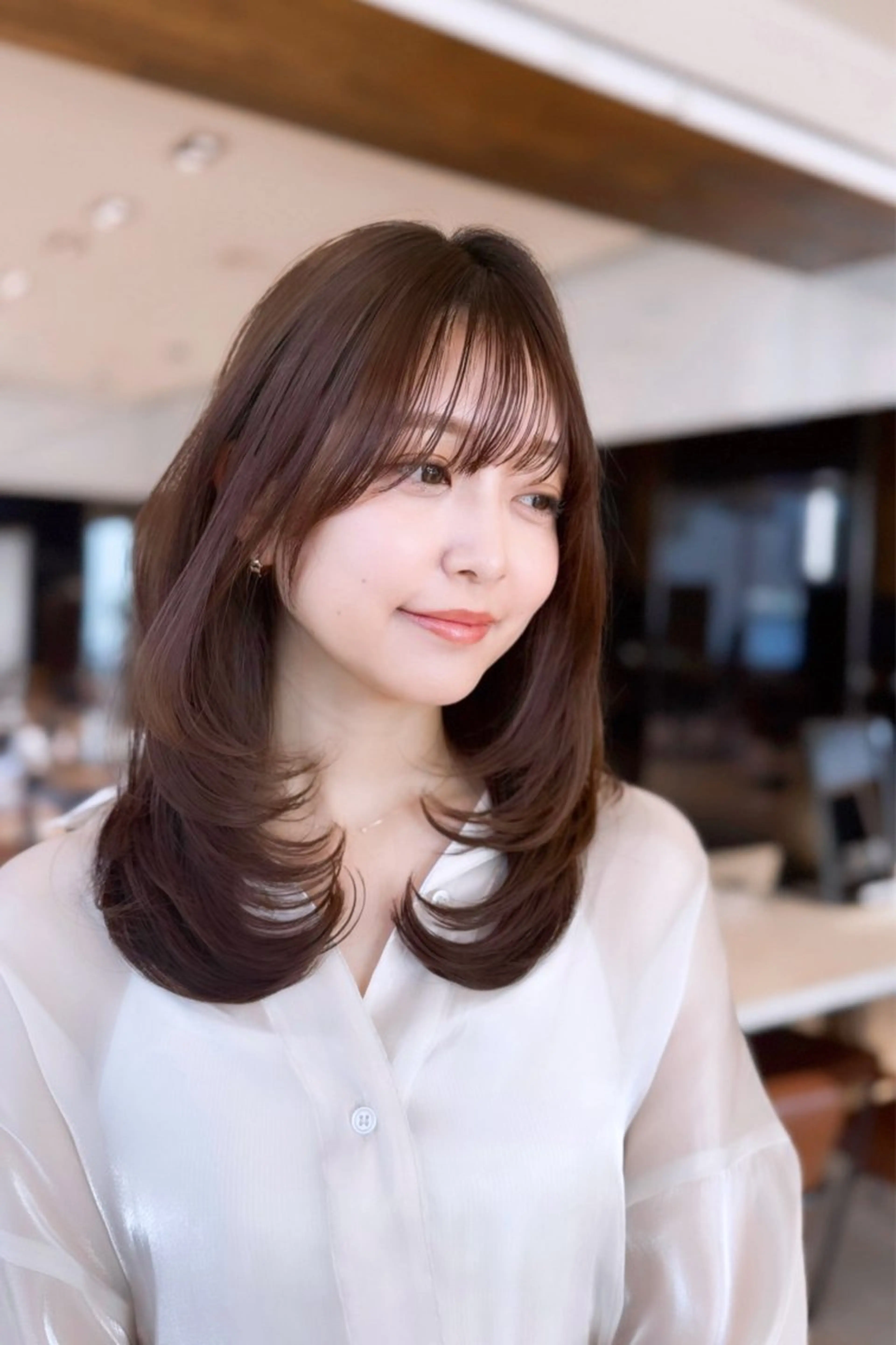 ミディアム カット ヘアカラー レイヤー/顔周り カット/松岡 祥利のヘアスタイル