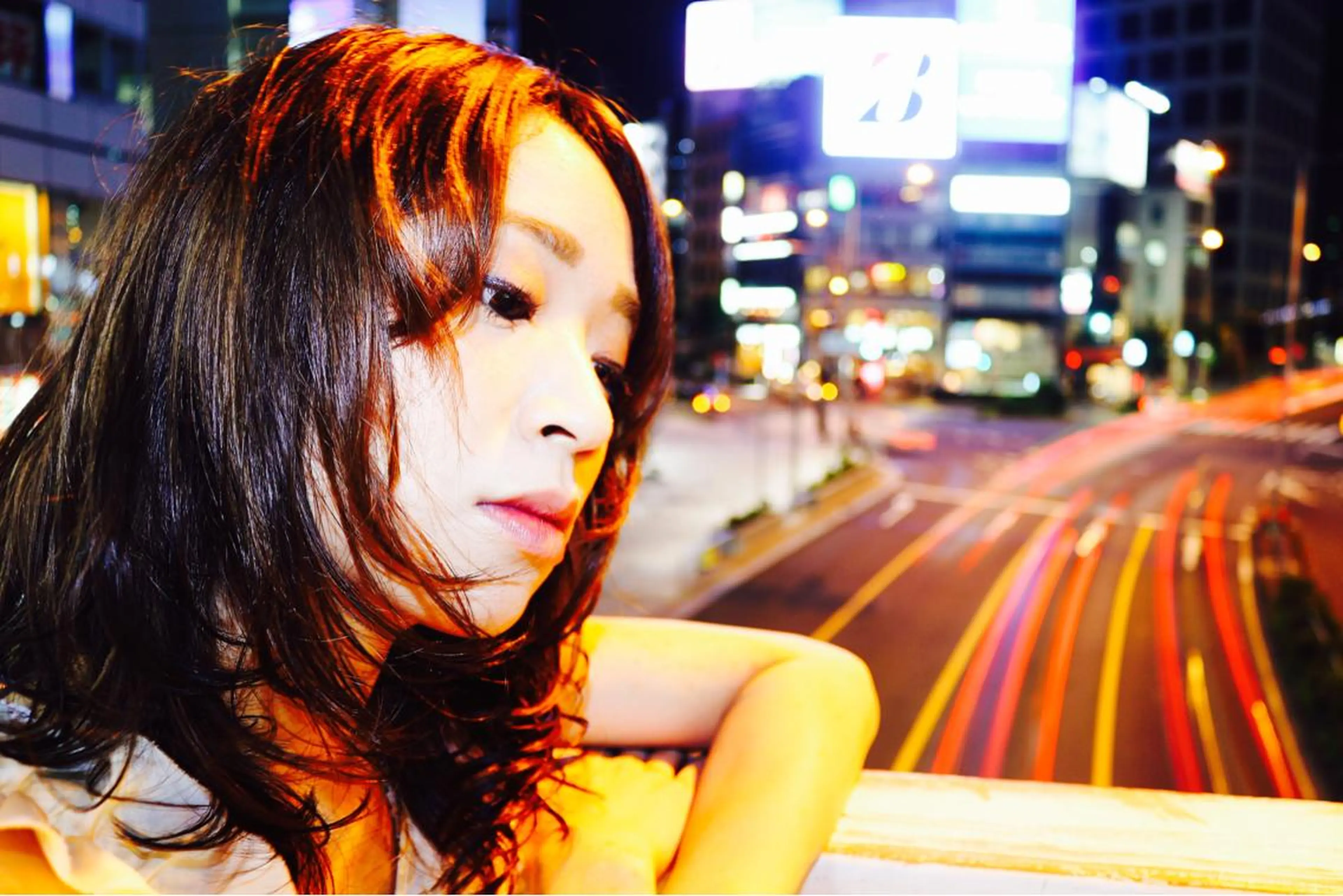 ミディアム セミロング カラー パーマ 川間 将彦のヘアスタイル