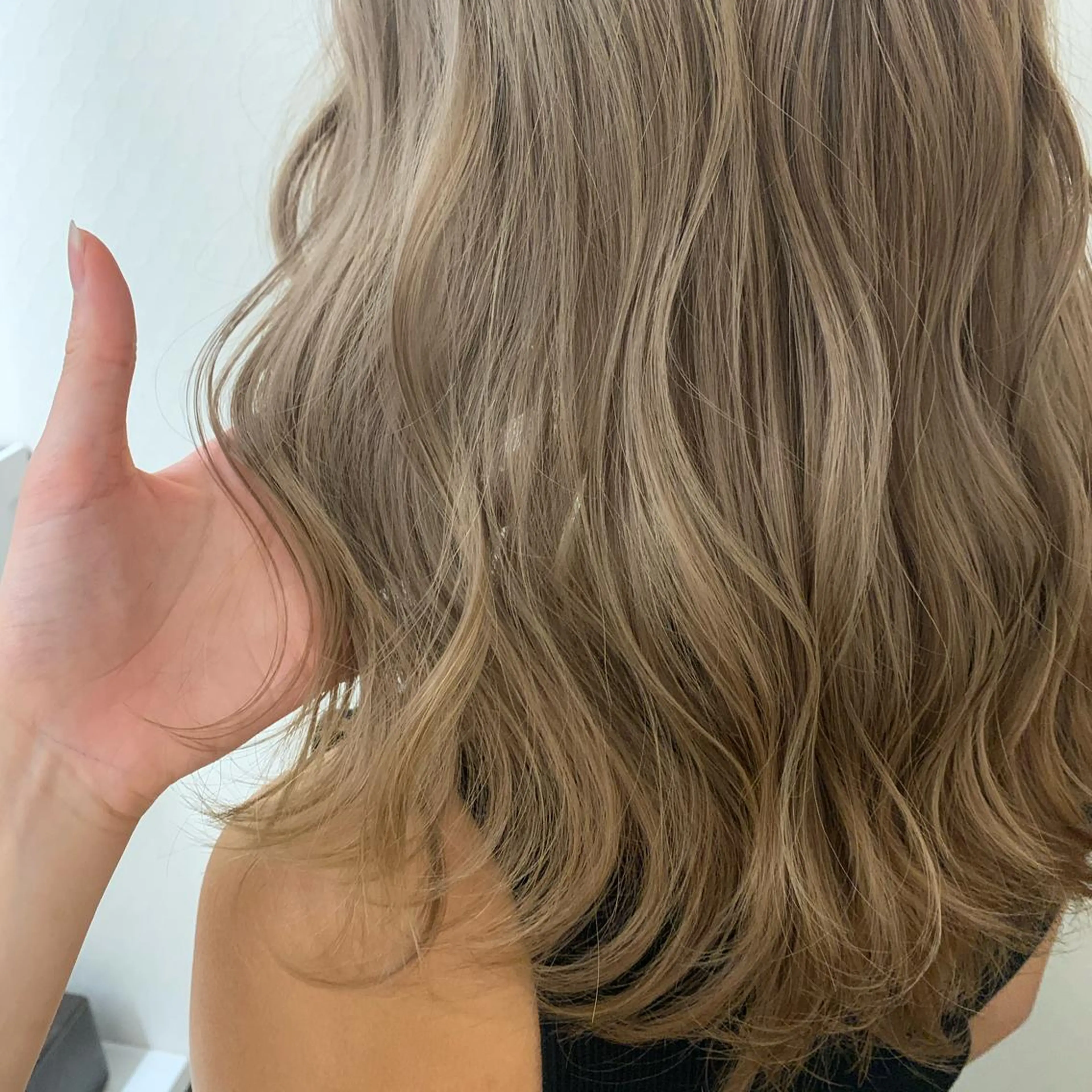 カラー ベージュカラー ミルクティーベージュ unico.所属・韓国ヘア/暖色カラー 新美多英のヘアスタイル