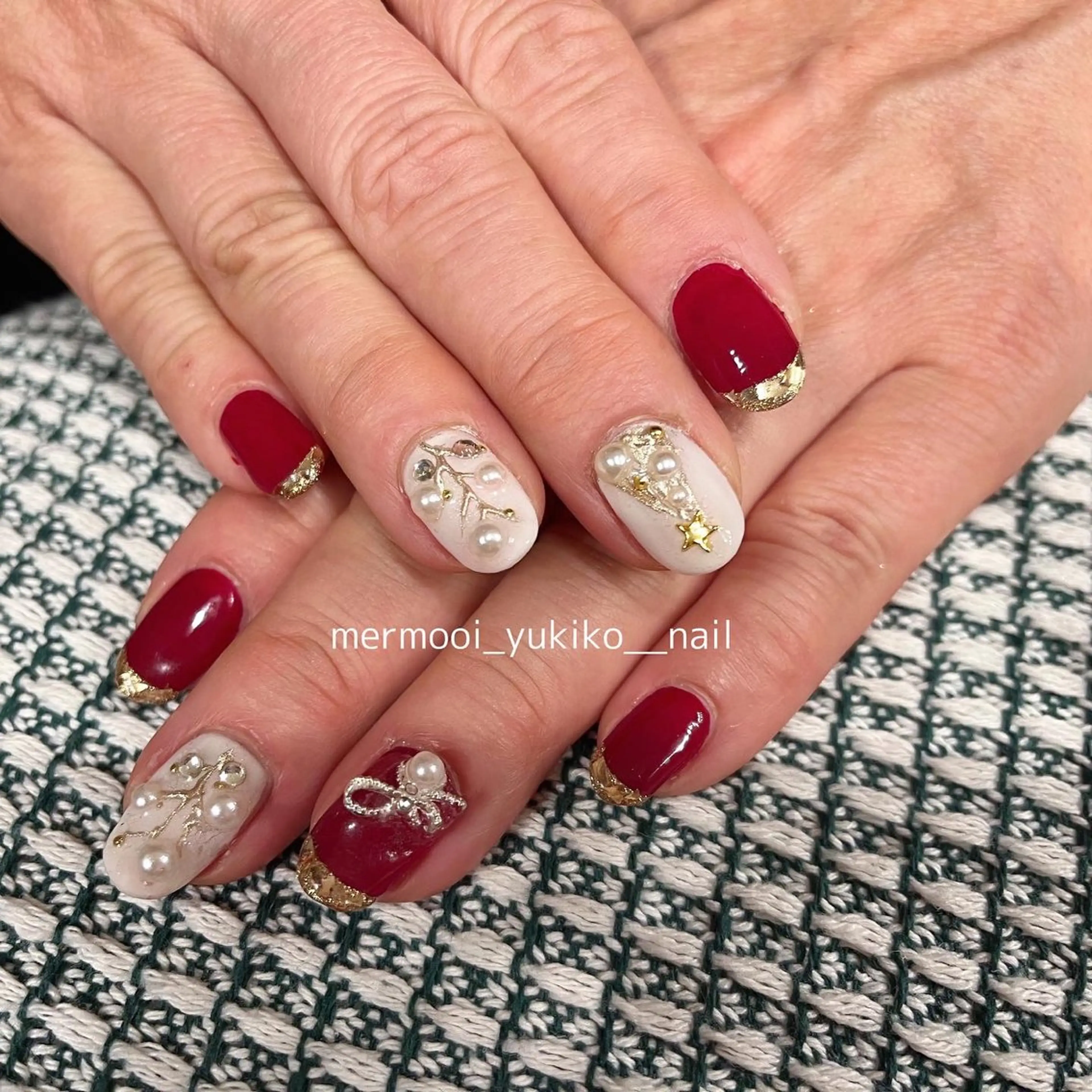 ネイル アートネイル フレンチネイル ジェルネイル ガラスフレンチ ゴールド melumooi nailのネイルデザイン